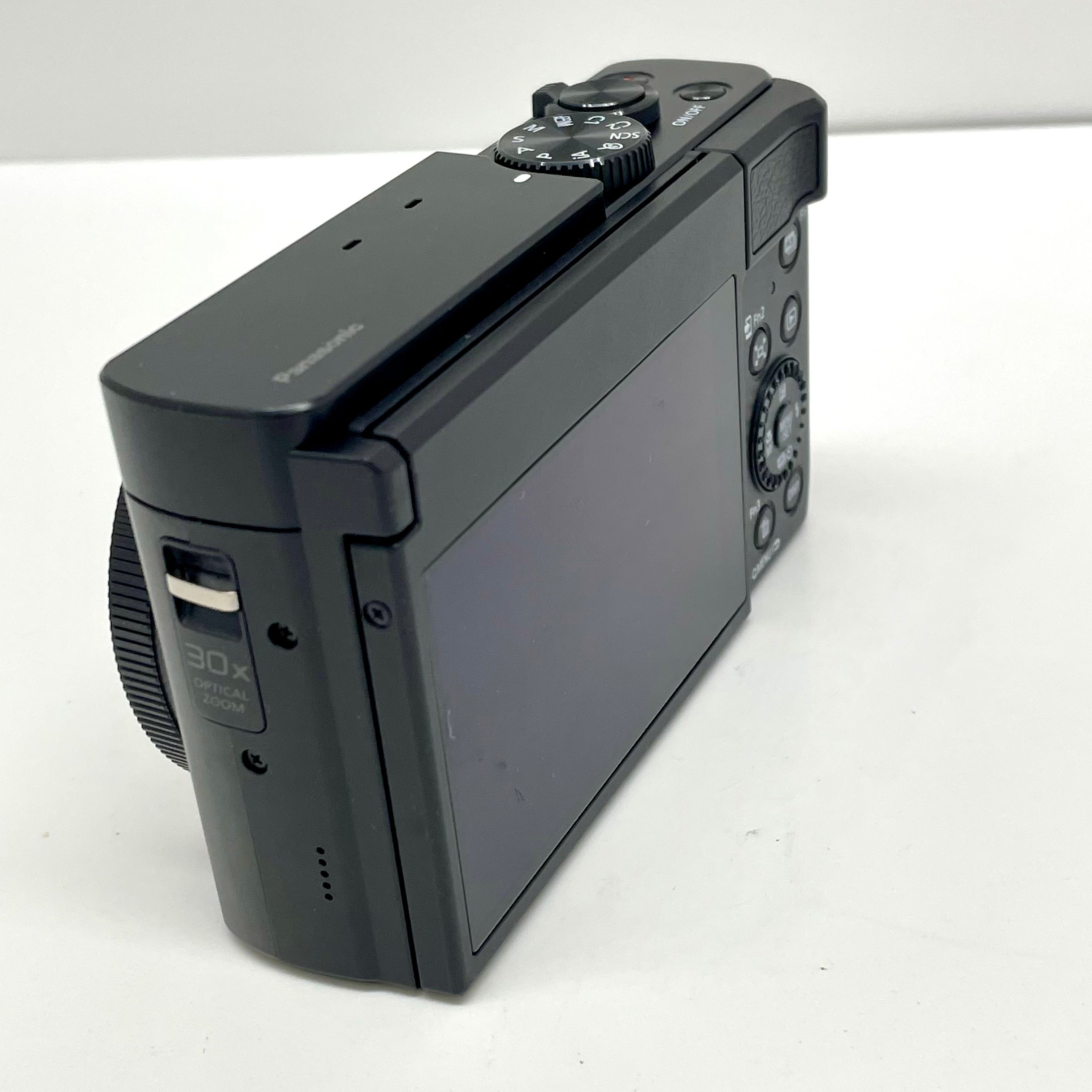 Panasonic_（パナソニック）_デジタルカメラ_LUMIX DC−TZ99 _中古品