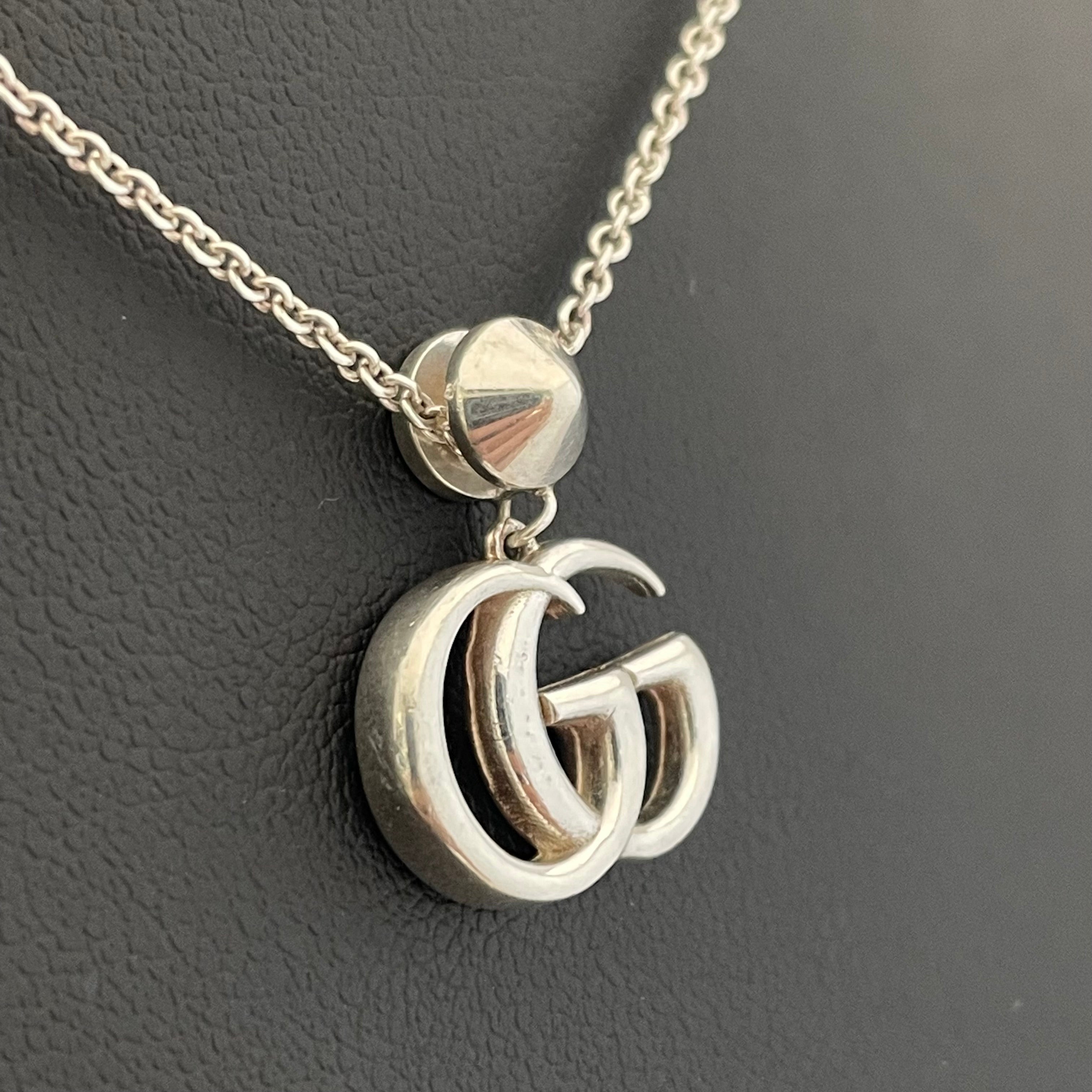 GUCCI（グッチ）_GGペンダントネックレス_ マザーオブパール_ 527399 J8474_ 中古品