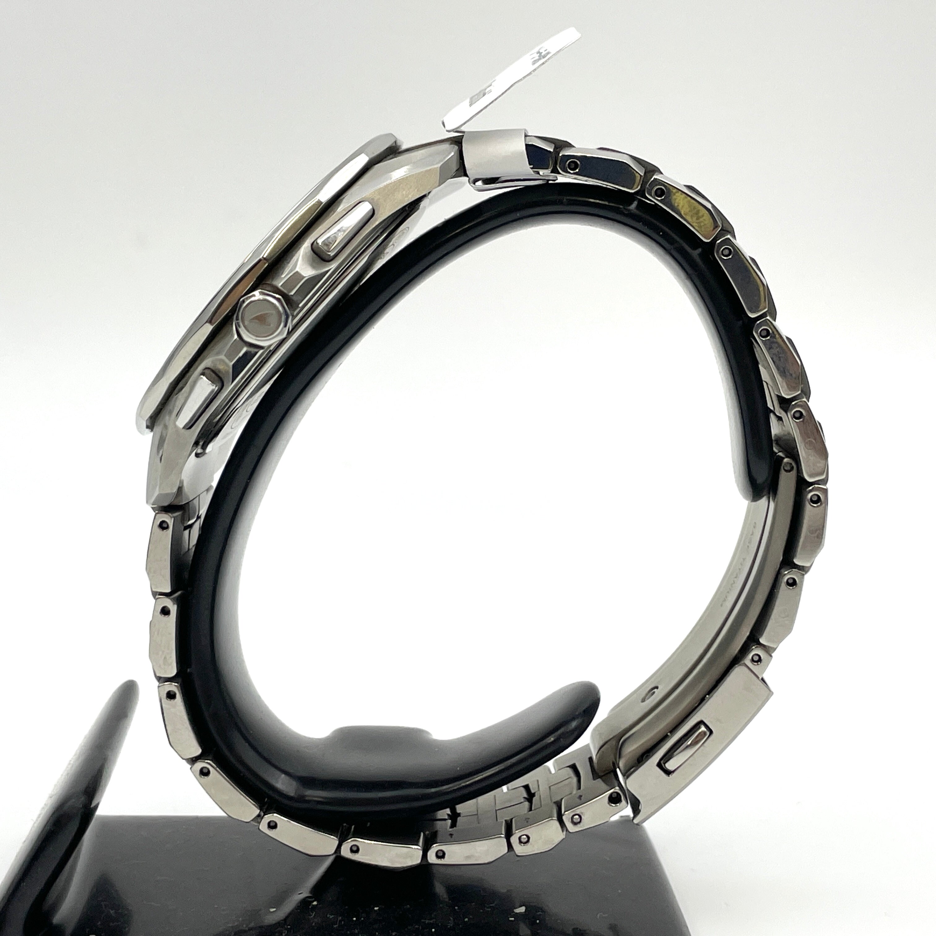 CASIO（カシオ）_OCEANUS _Manta S7000 Series _OCW-S7000-1A2JF_ 中古品