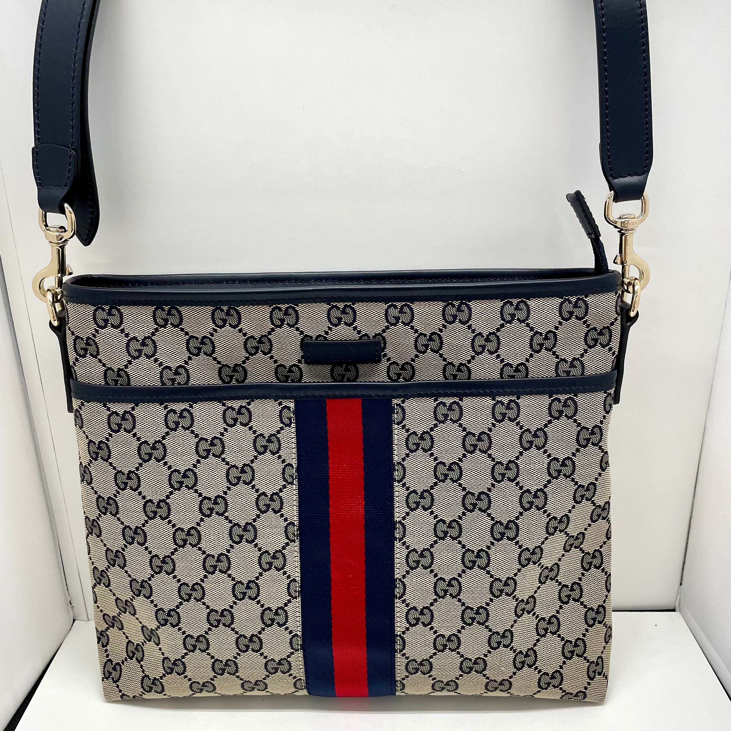 GUCCI_（グッチ）_シェリーラインGGキャンバス_ ショルダーバッグ_ 388926_ 中古品