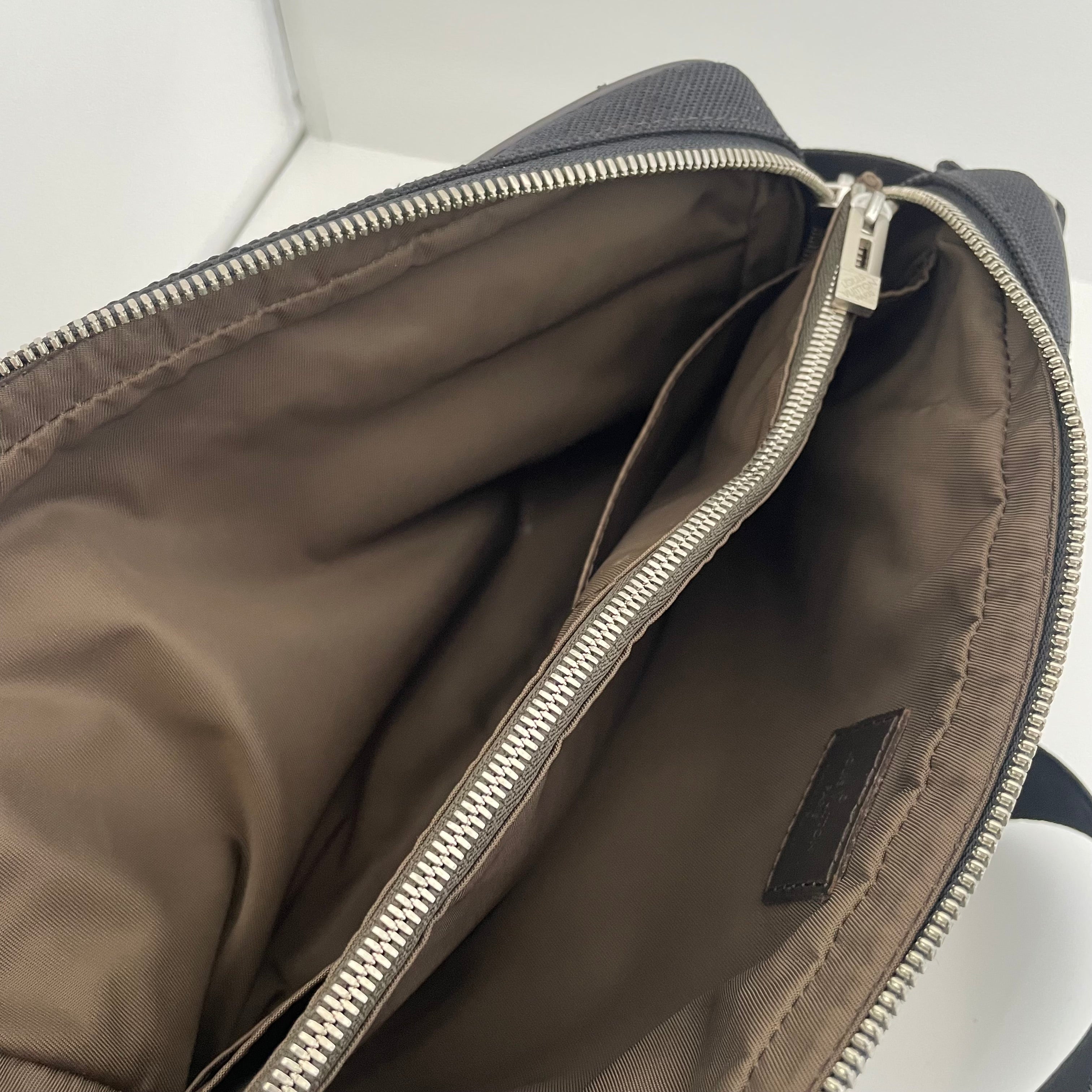 LOUIS VUITTON _（ルイヴィトン）_ダミエ ジェアン _アクロバット _M93620 _メンズボディバッグ_中古品