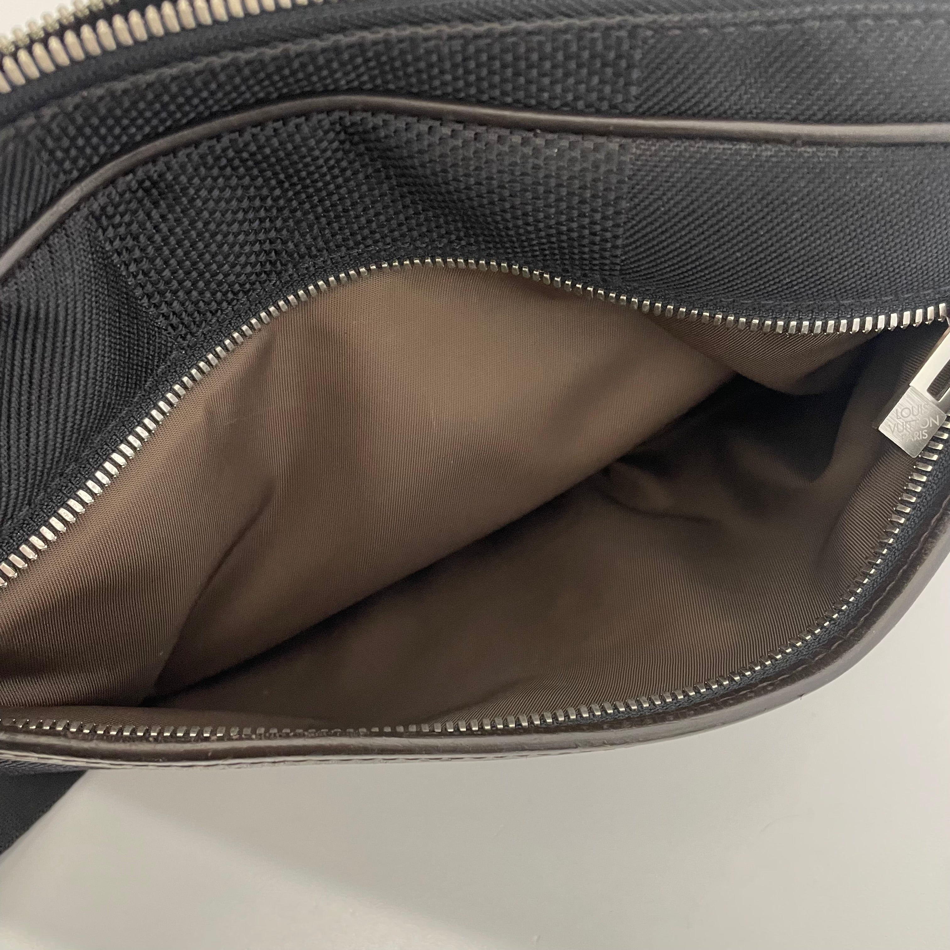 LOUIS VUITTON _（ルイヴィトン）_ダミエ ジェアン _アクロバット _M93620 _メンズボディバッグ_中古品