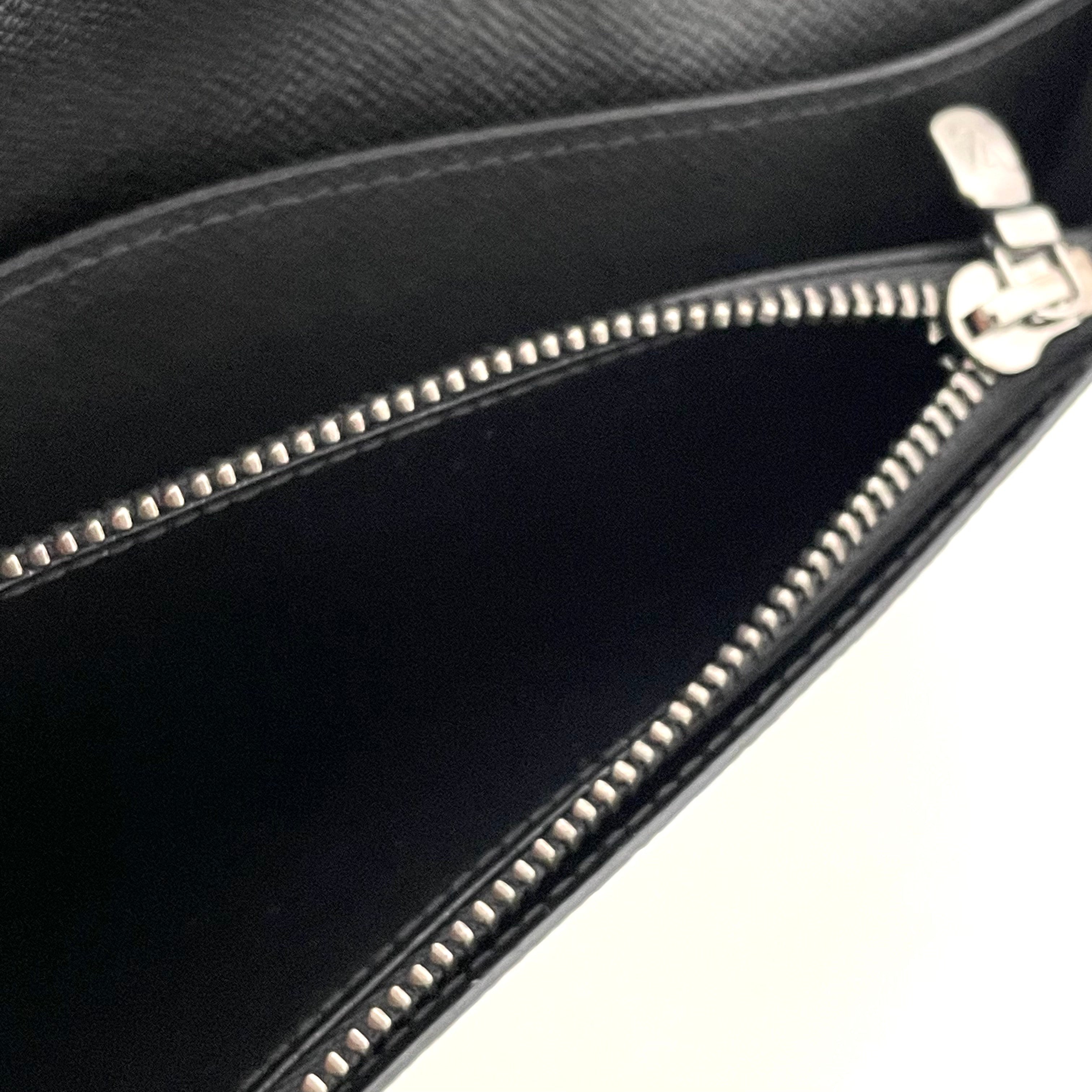 LOUIS VUITTON_（ルイヴィトン）_ポルトフォイユ･ブラザ _M61697 _中古品