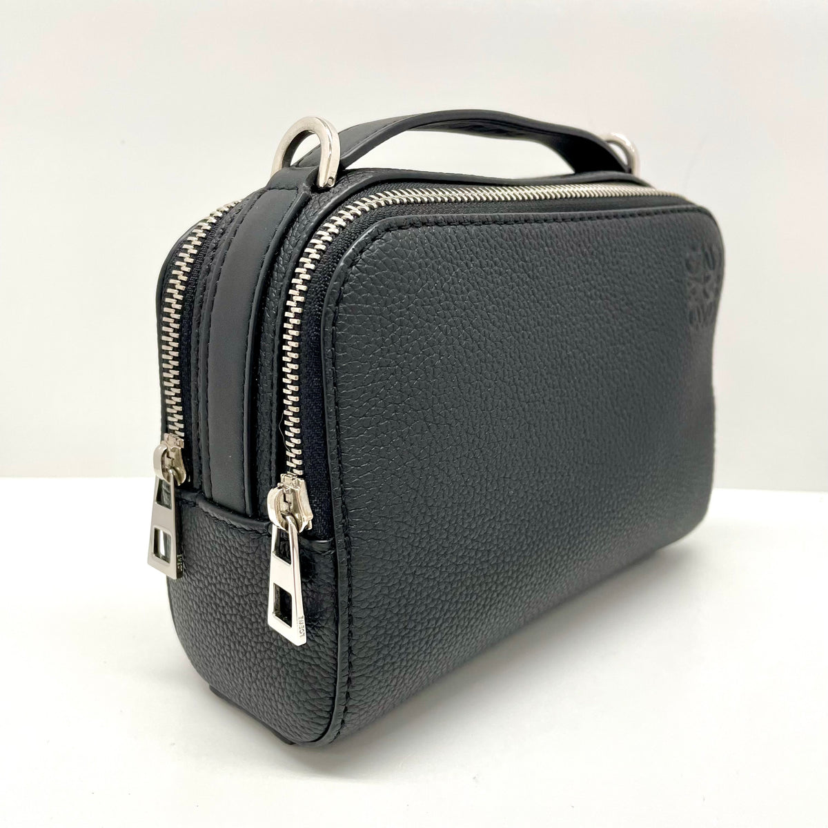 LOEWE_（ロエベ）_クロスボディ _カメラバッグ ミニ_中古品