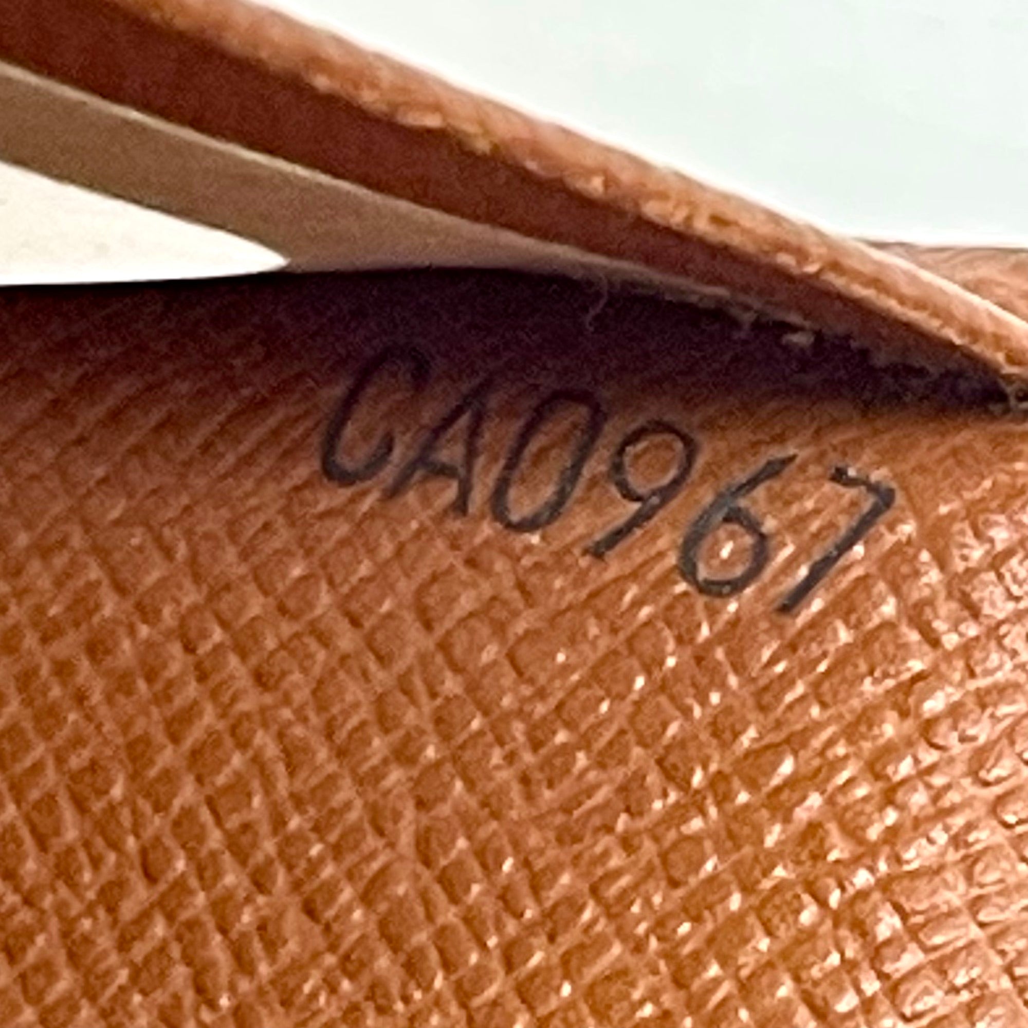 LOUIS VUITTON_（ルイヴィトン）_ポルト2 カルト ヴェルティカル_ パスケース M60533 _中古品