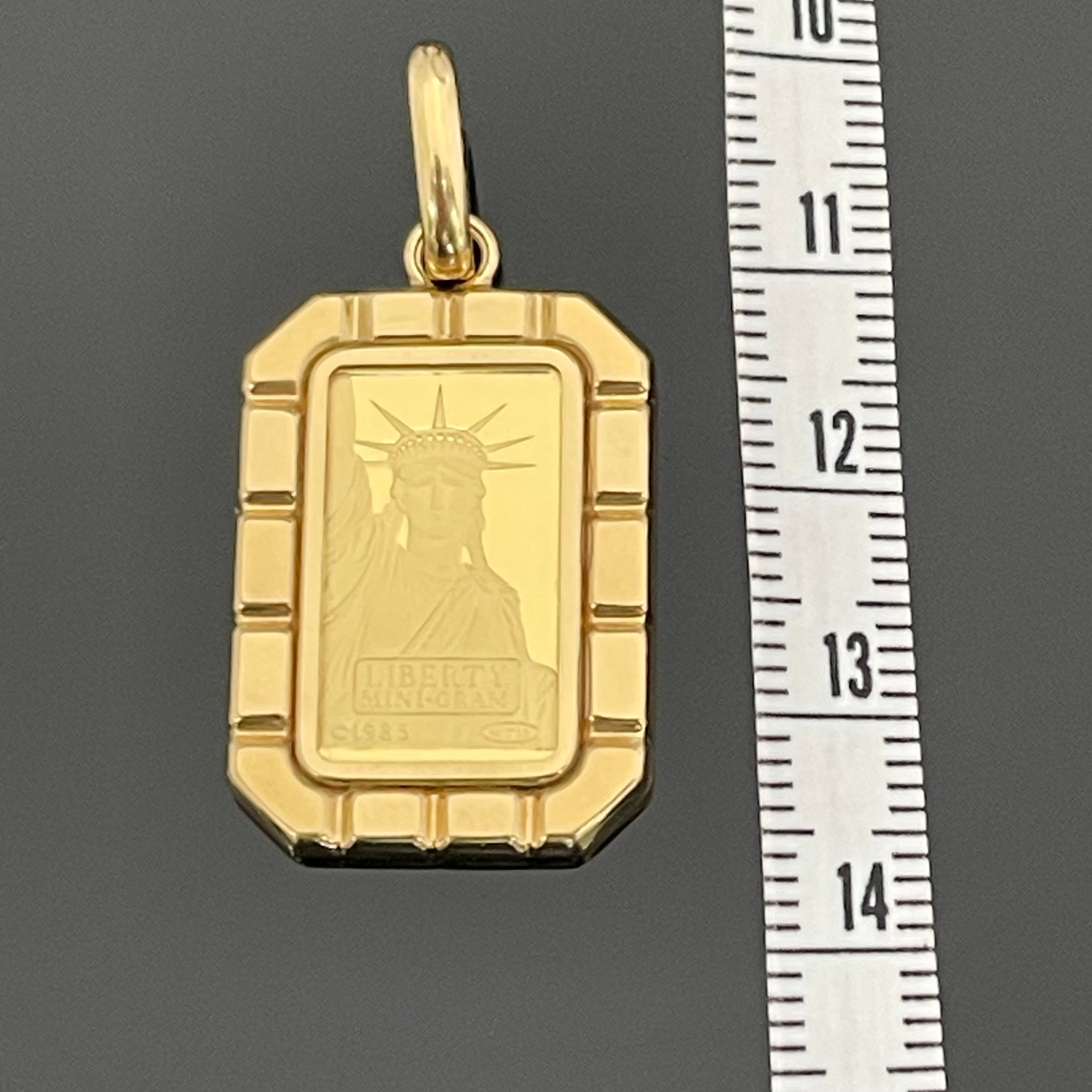 ノンブランド _純金IGペンダントトップ_総重量5.3g（純金2g＋K18）_中古品