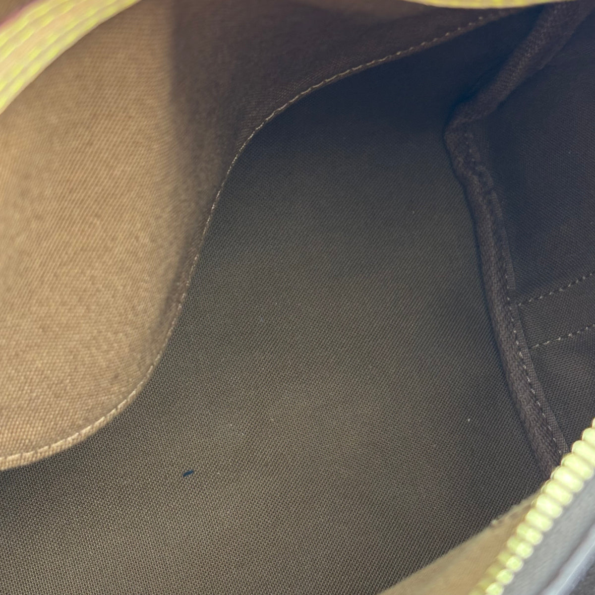 LOUIS VUITTON_（ルイヴィトン）_ハンドバッグ モノグラム _スピーディ・バンドリエール25_ M46977_ 中古品