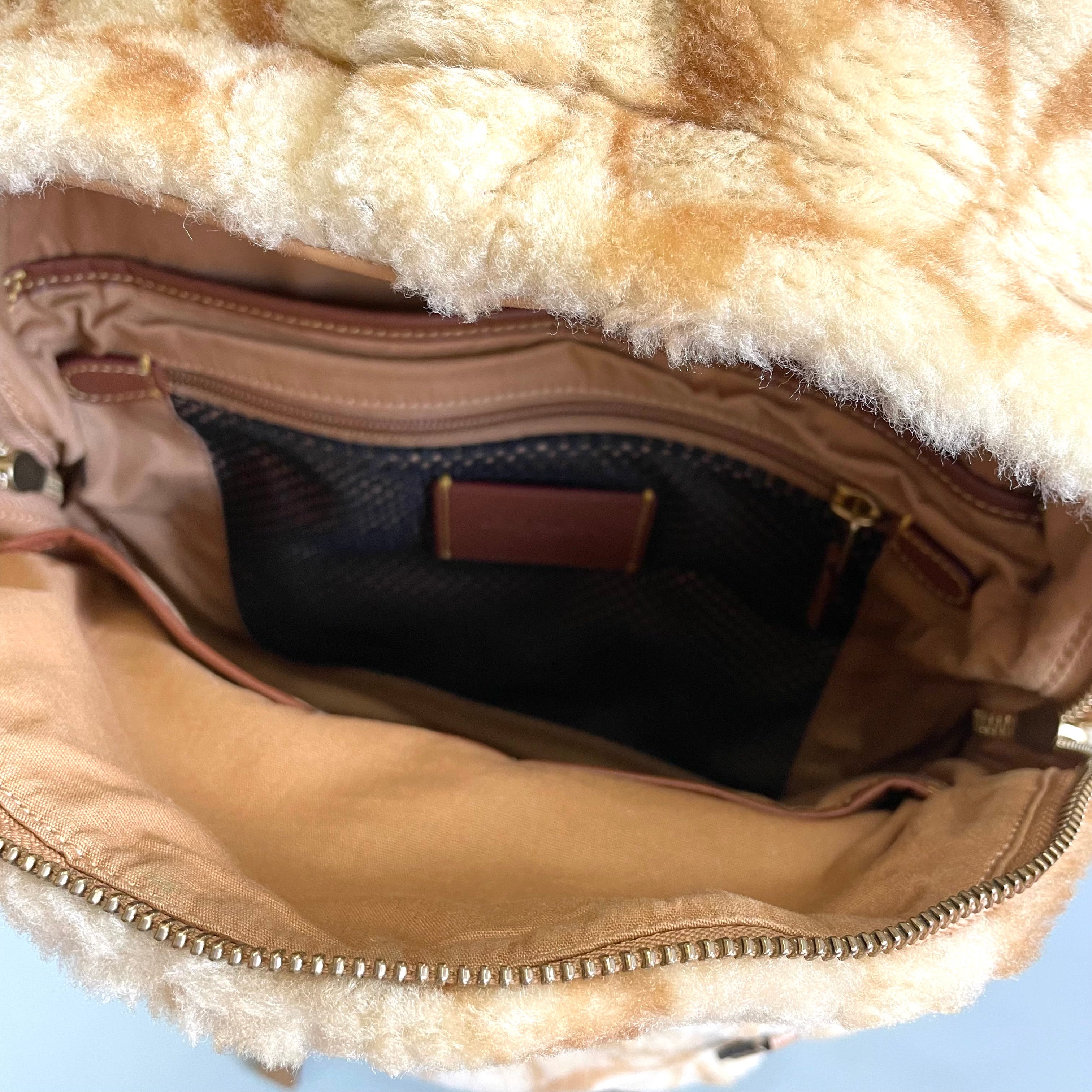 COACH_（コーチ）CC079_チャーター バックパック・_シグネチャー シアリング_中古品
