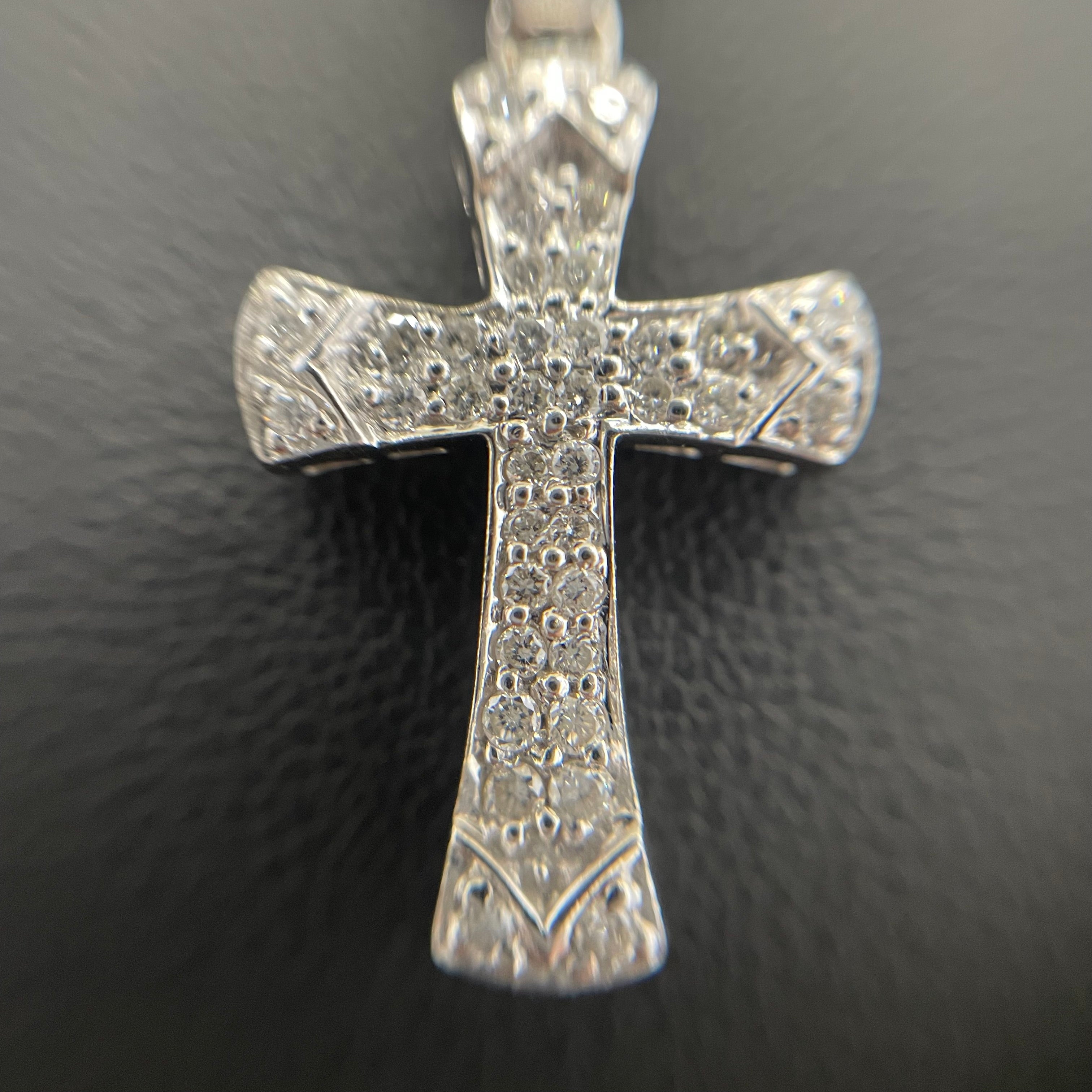 ノンブランド _K18WGダイヤモンドクロス_ ペンダントネックレス_ FD0.35ct/6.0g/50cm_ 中古品