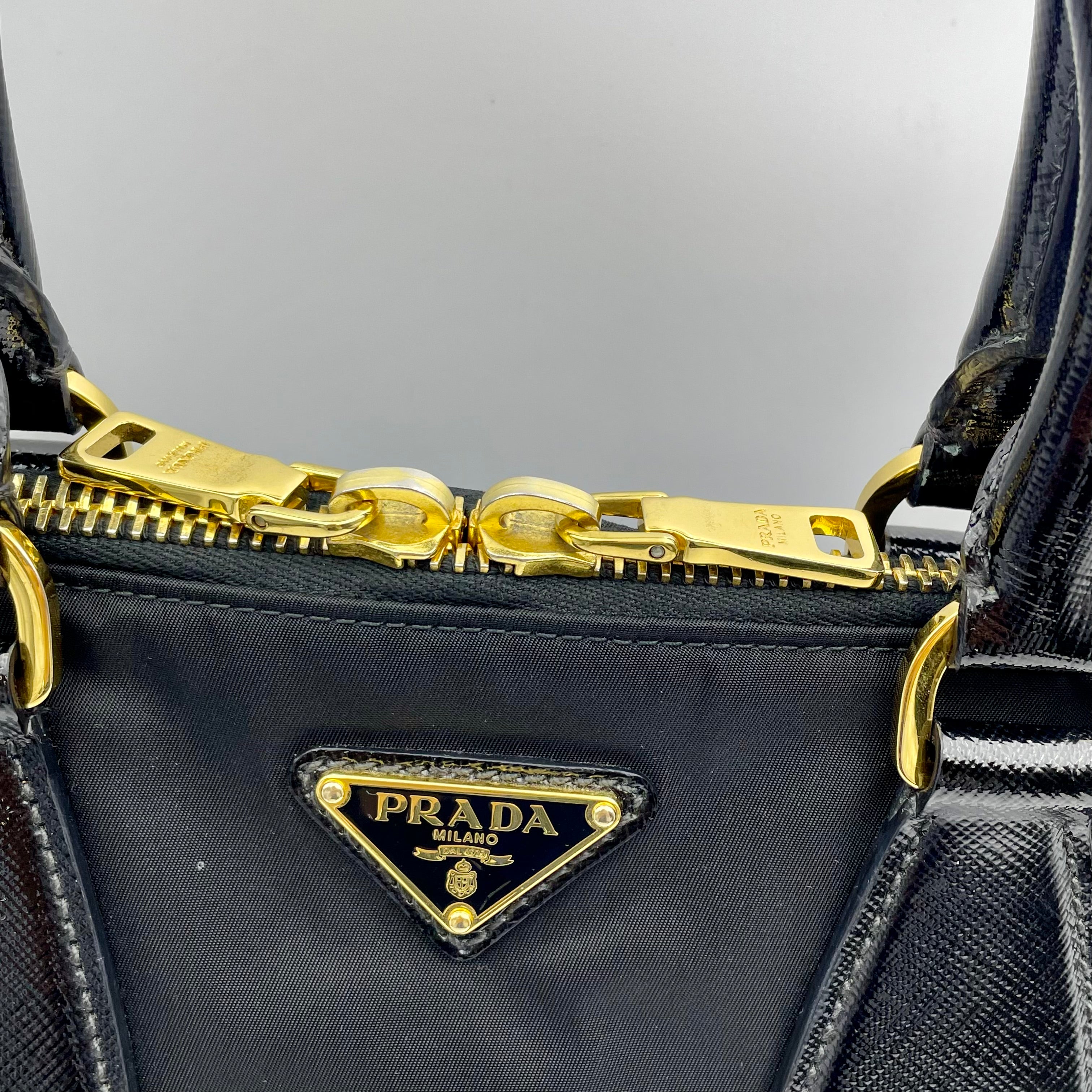 PRADA_（プラダ）_ナイロンxサフィアーノレザー_ハンドバッグ_ BL847B（黒）_中古品
