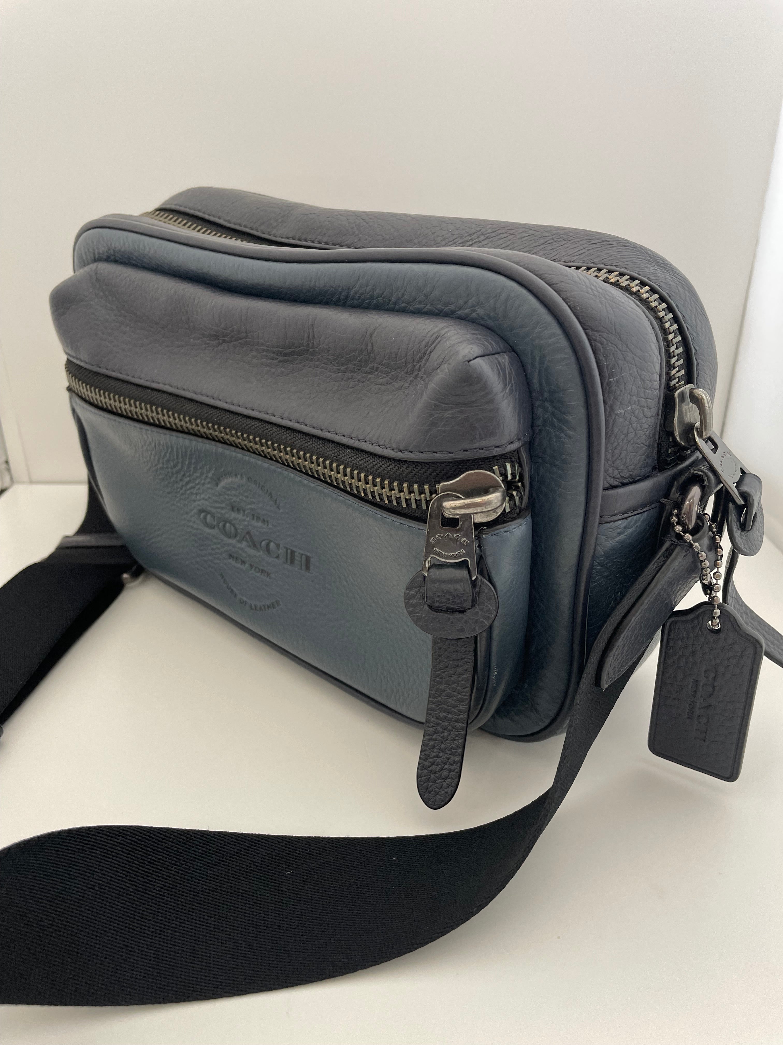 【送料無料】_ COACH_（コーチ）_レザー ショルダー _スモール カメラバッグ _C6584 _中古品