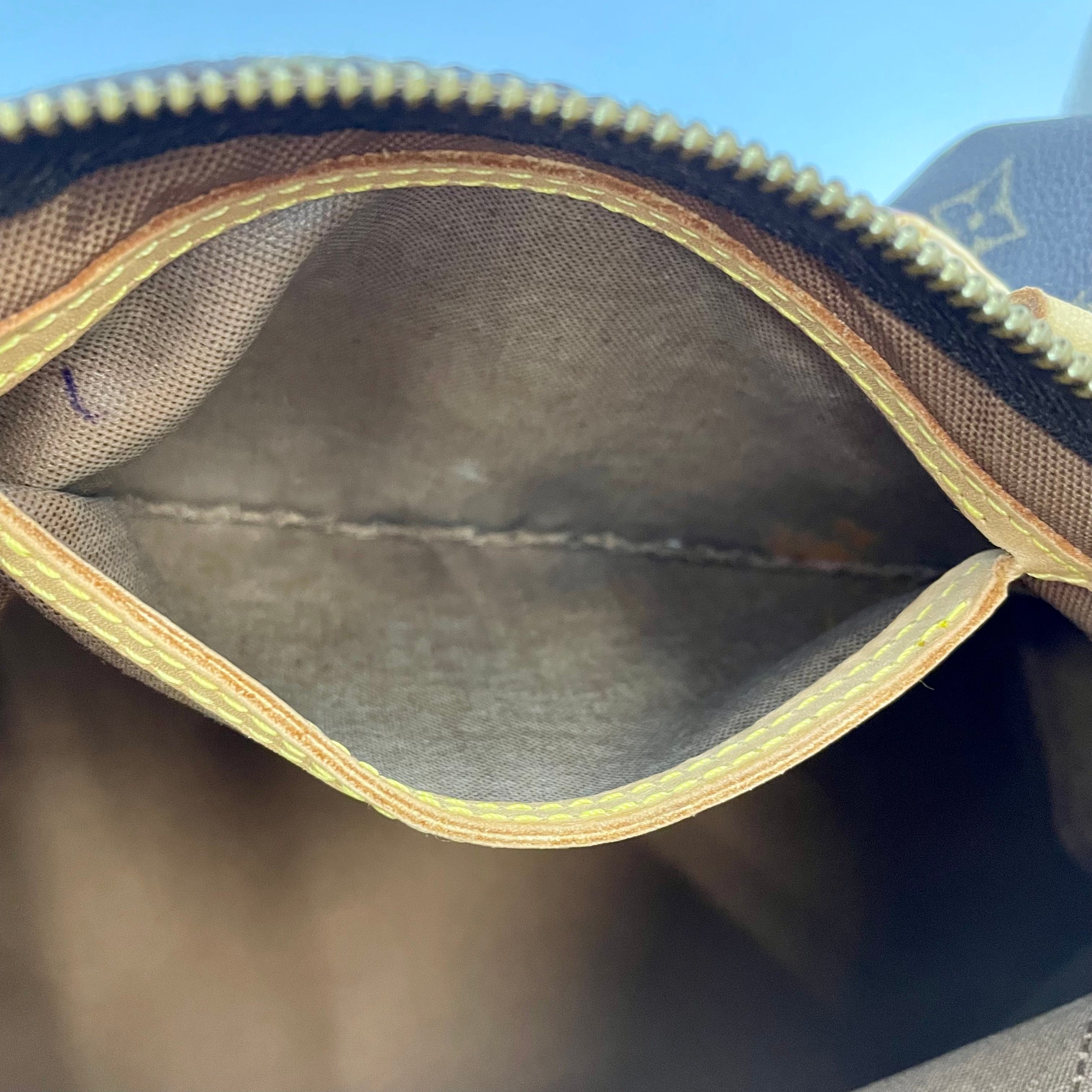 【送料無料】_ LOUIS  VUITTON_（ルイヴィトン）_モノグラム_スピーディ30 _M41526 _中古品