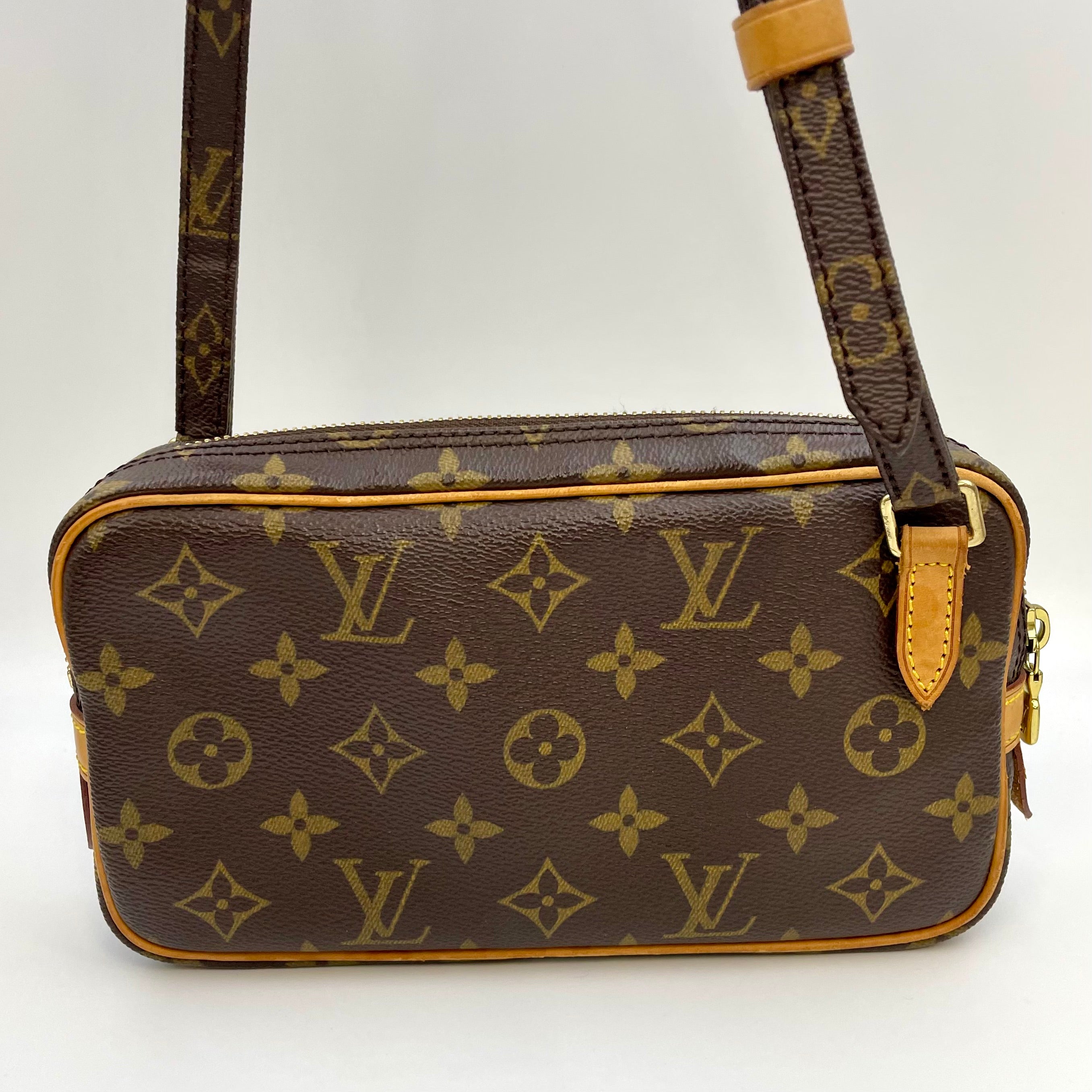 【送料無料】_ LOUIS  VUITTON_（ルイヴィトン）_モノグラム ポシェット _マルリーバンドリエール_ M51828 _中古品_