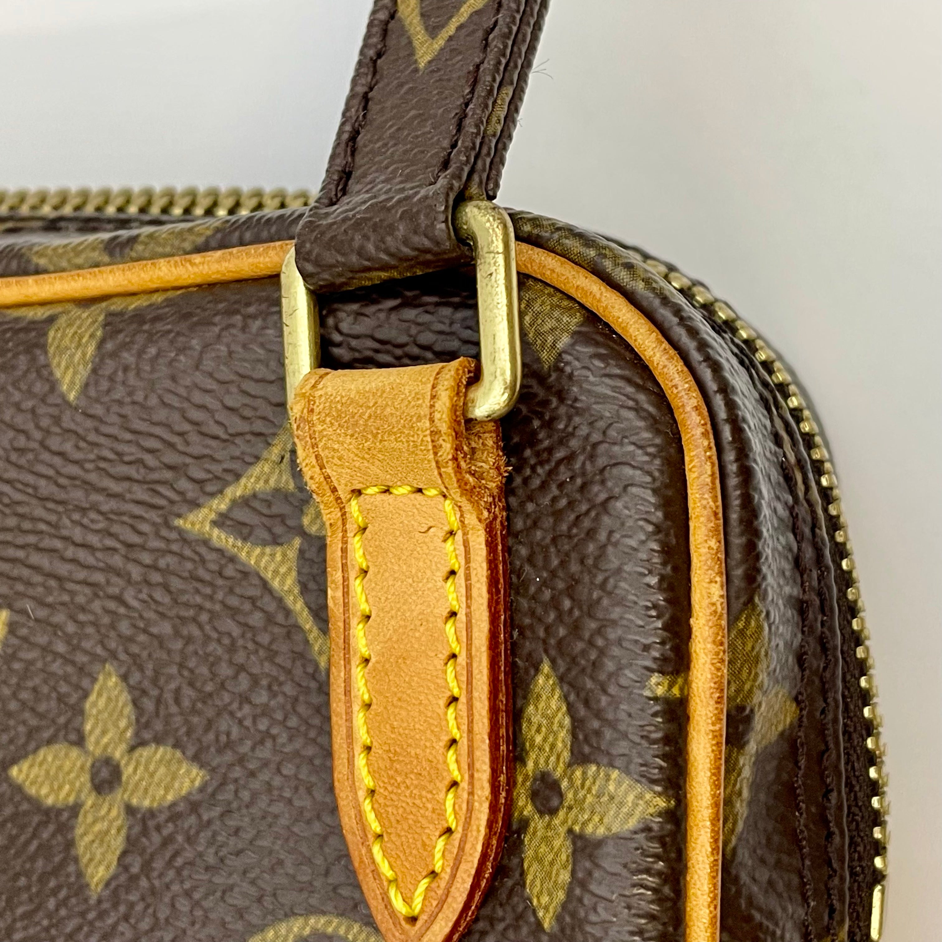 【送料無料】_ LOUIS  VUITTON_（ルイヴィトン）_モノグラム ポシェット _マルリーバンドリエール_ M51828 _中古品_