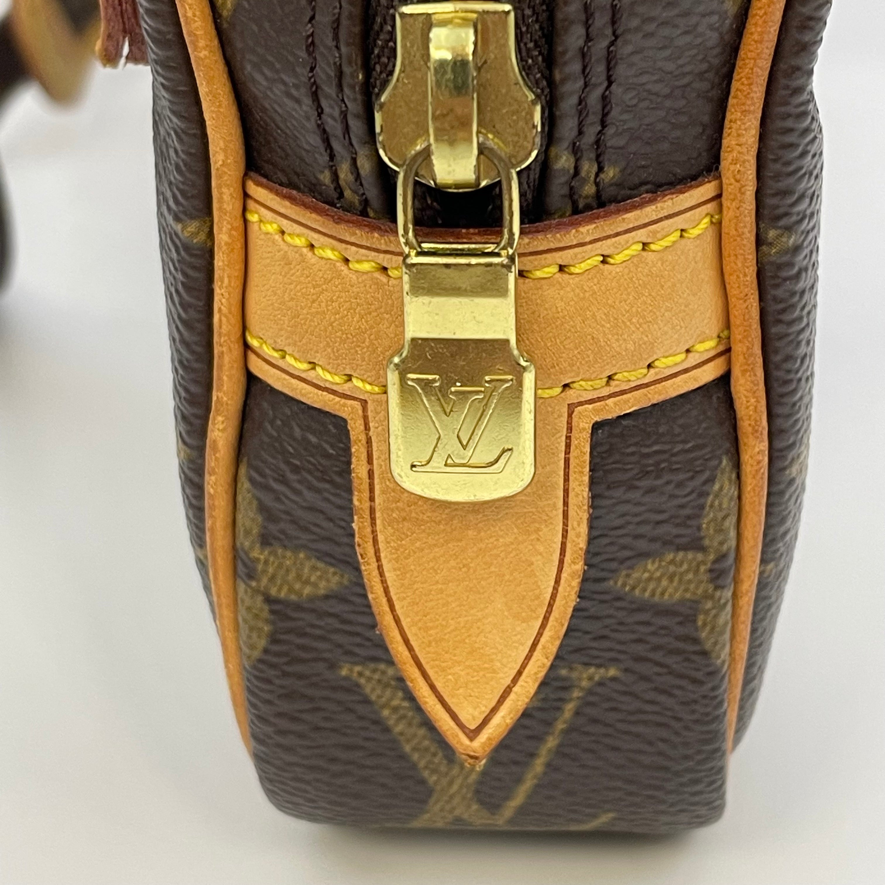 【送料無料】_ LOUIS  VUITTON_（ルイヴィトン）_モノグラム ポシェット _マルリーバンドリエール_ M51828 _中古品_