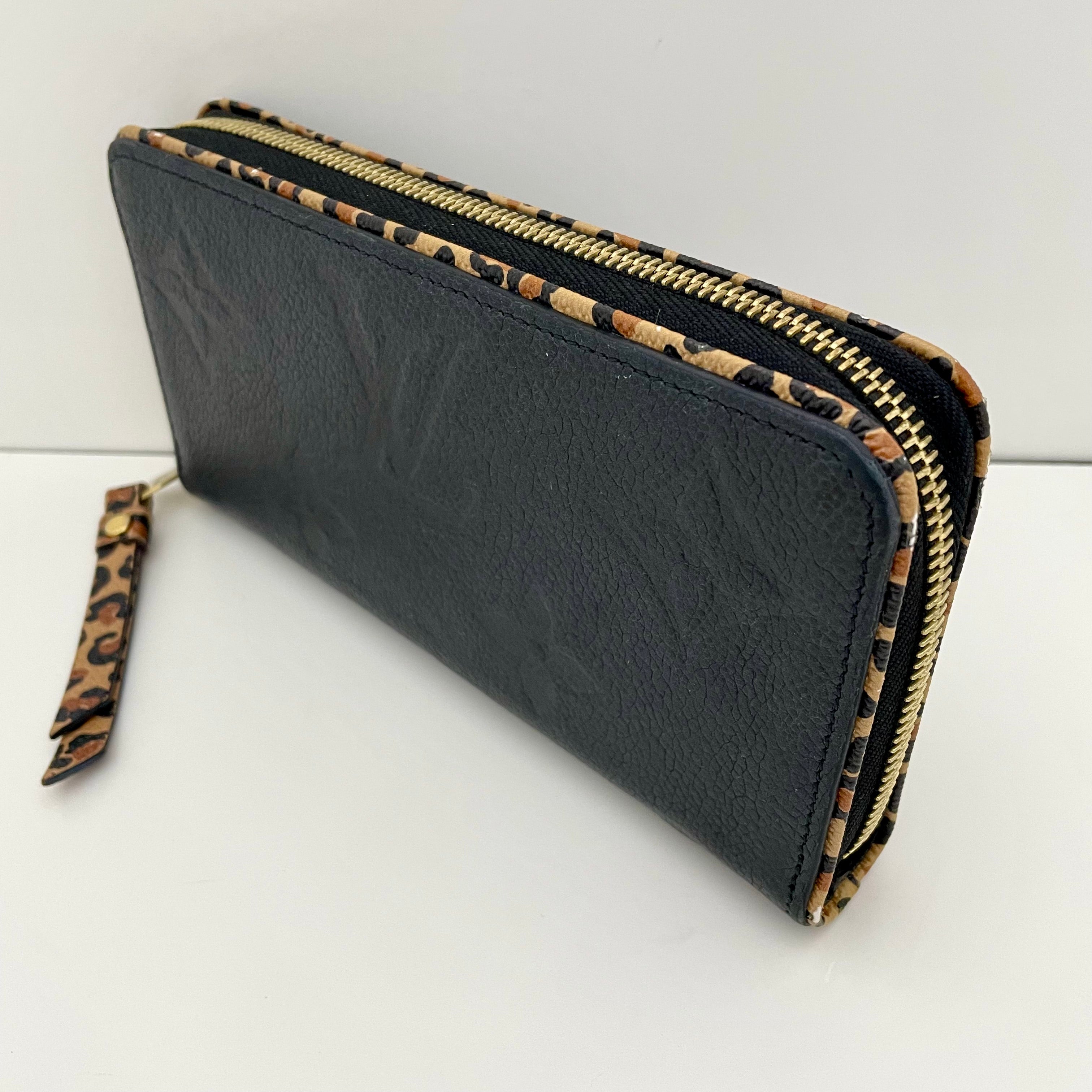 【送料無料】_ LOUIS VUITTON_（ルイヴィトン）_モノグラムアンプラント_ ジッピーウォレット_ ワイルド・アット・ハート _M80680_中古品