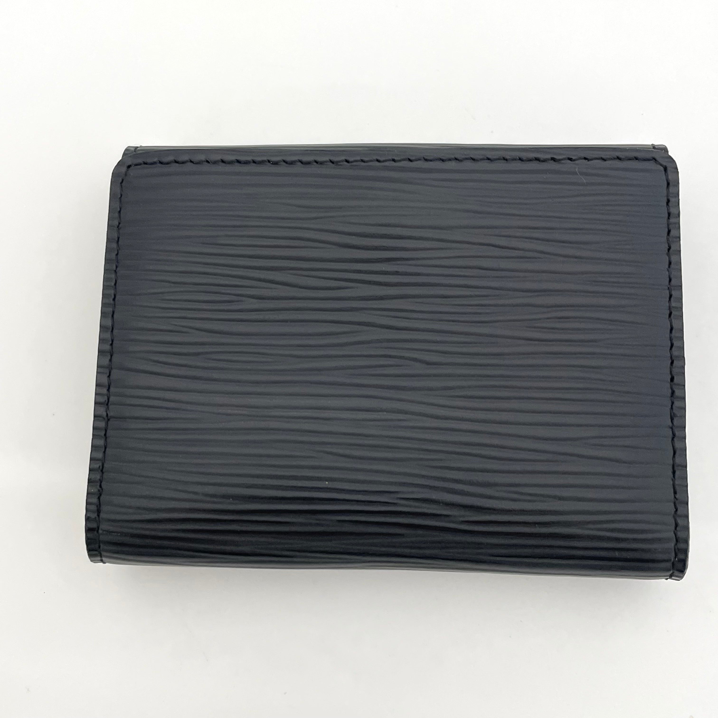 送料無料】 LOUIS VUITTON（ルイヴィトン）カード／コインケースエピ