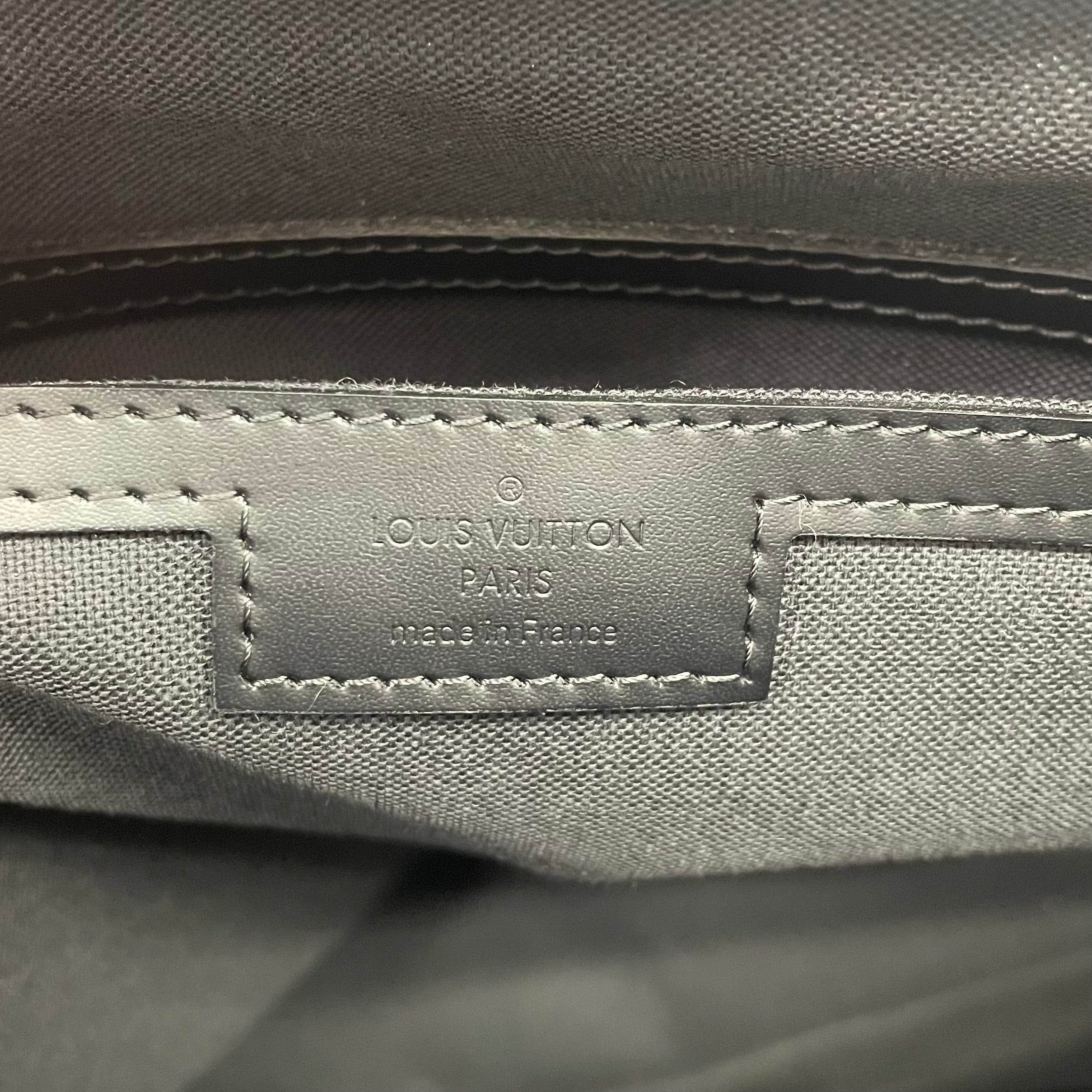 LOUIS VUITTON _（ルイヴィトン） _ダミエグラフィット_ タダオ 本体のみ_（ショルダーベルト無し）_ N51192_ 中古品