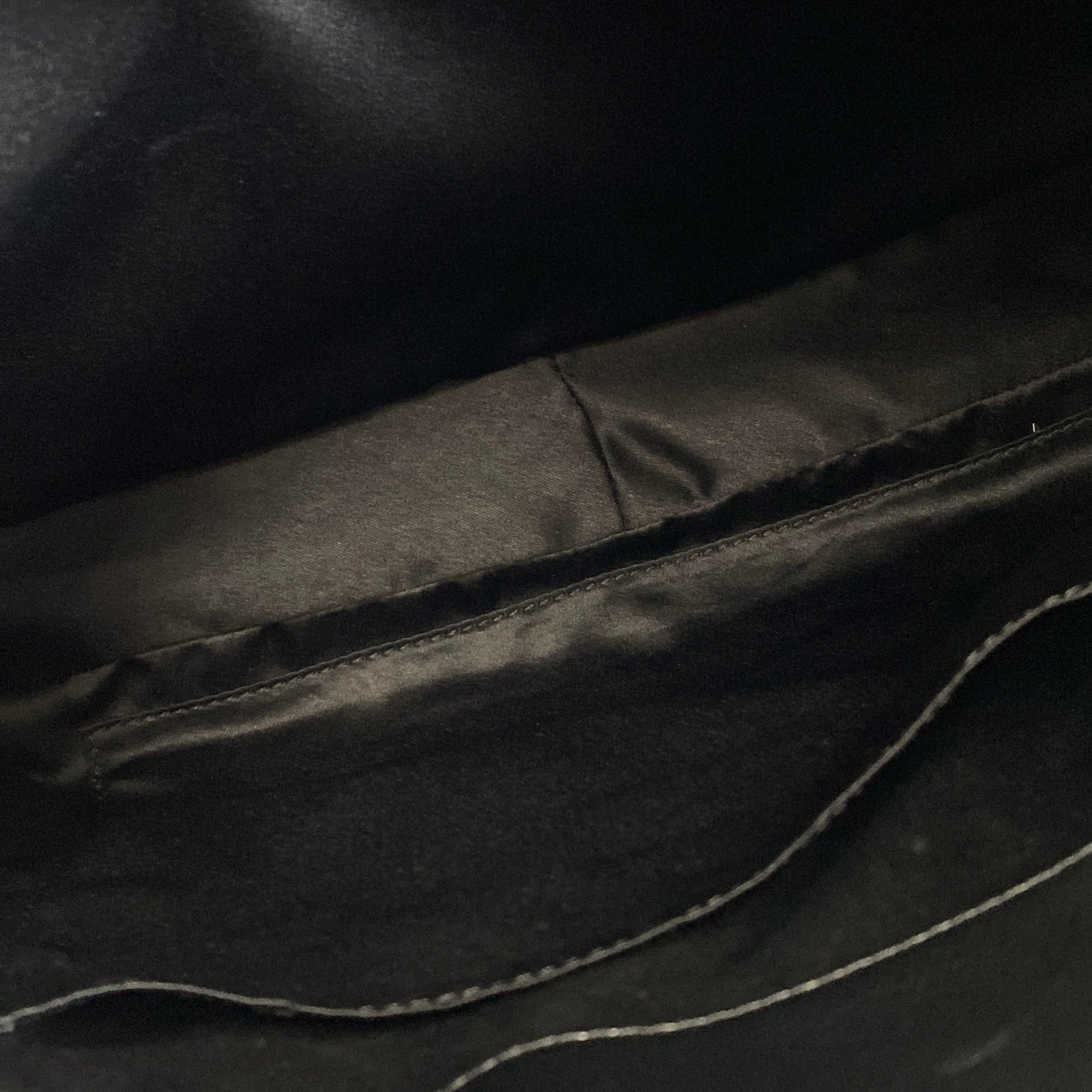 CHANEL_（シャネル）_A50995 キャビアスキン_ブラック/シルバー金具_チェーントート 19番台_中古品