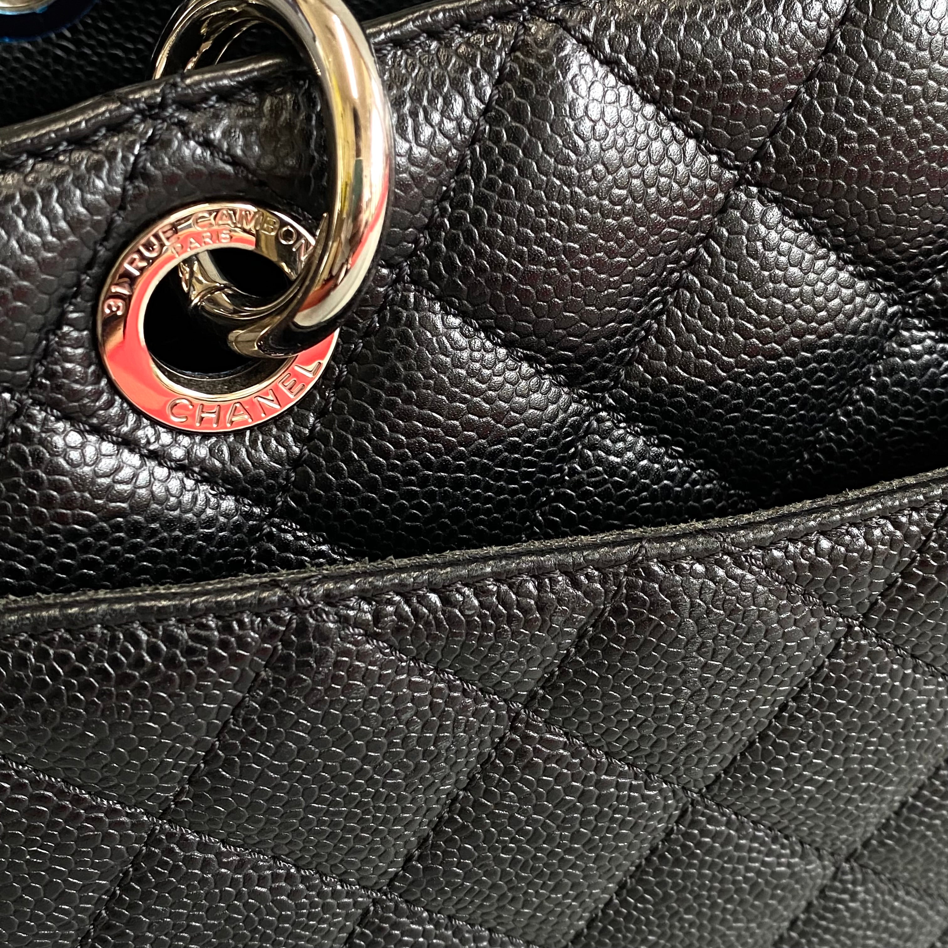 CHANEL_（シャネル）_A50995 キャビアスキン_ブラック/シルバー金具_チェーントート 19番台_中古品