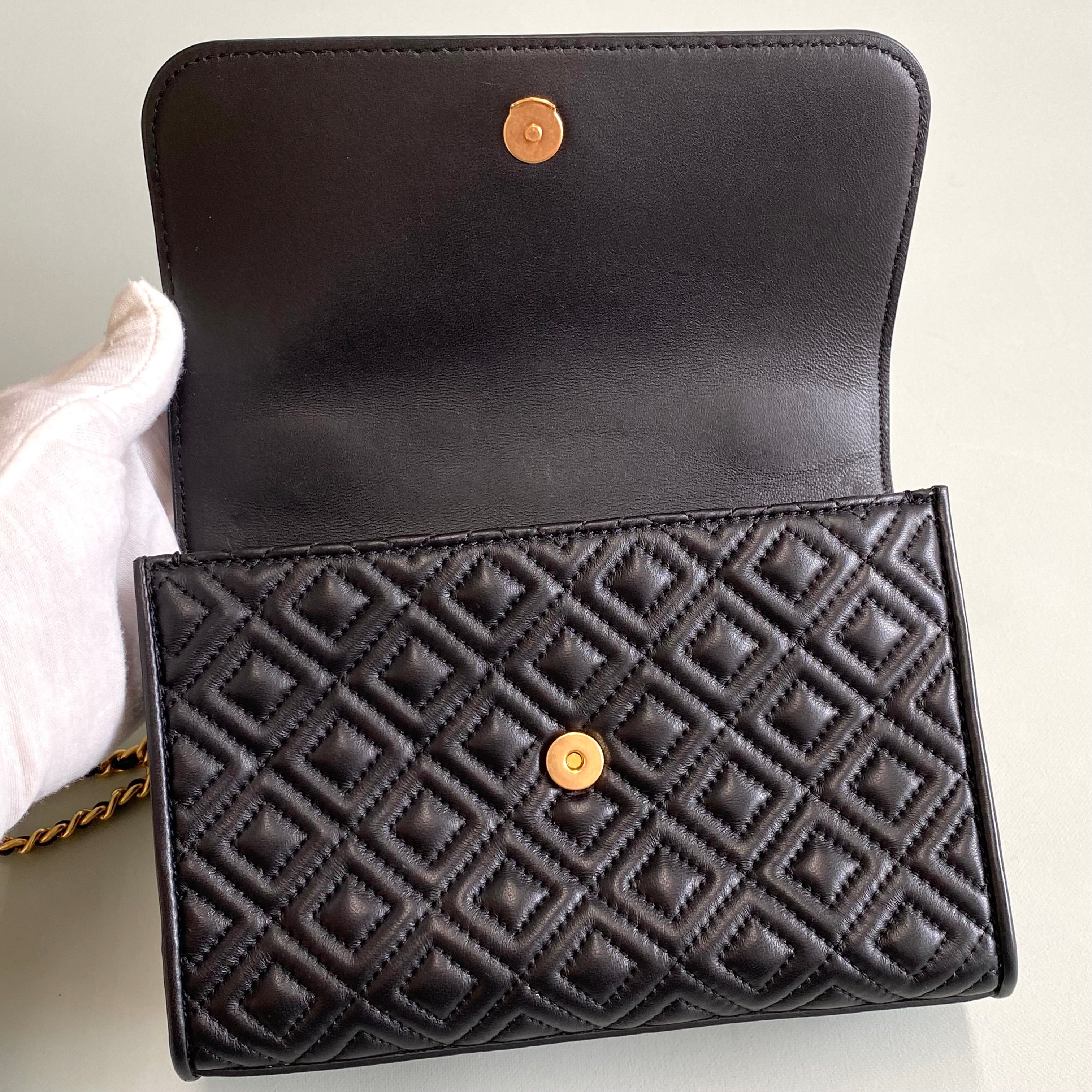 TORY BURCH_（トリーバーチ）_キルティング レザー_ブラック/ゴールド金具_チェーンショルダー_中古品