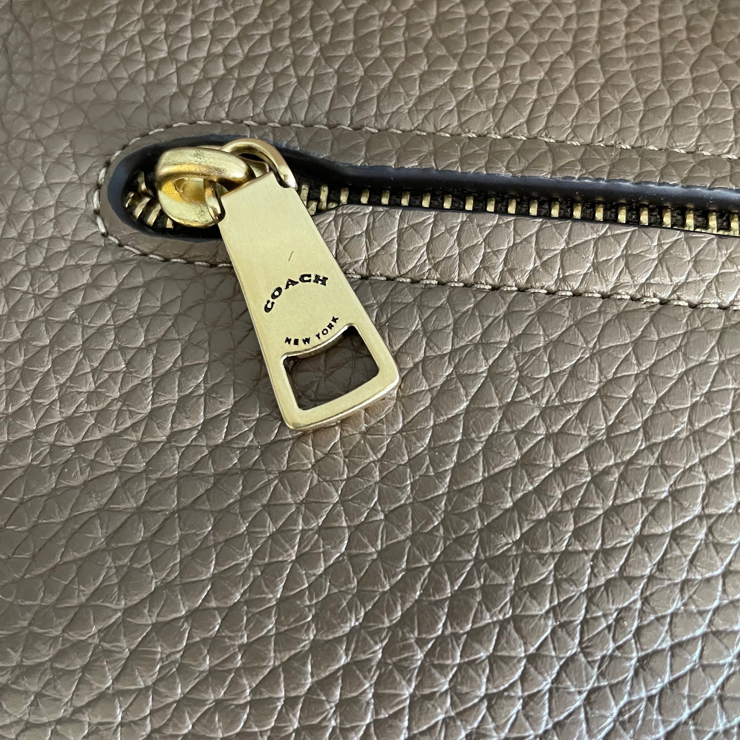 COACH_（コーチ）_レザー2WAY _ケリーショルダーバッグ_CC435 _中古品