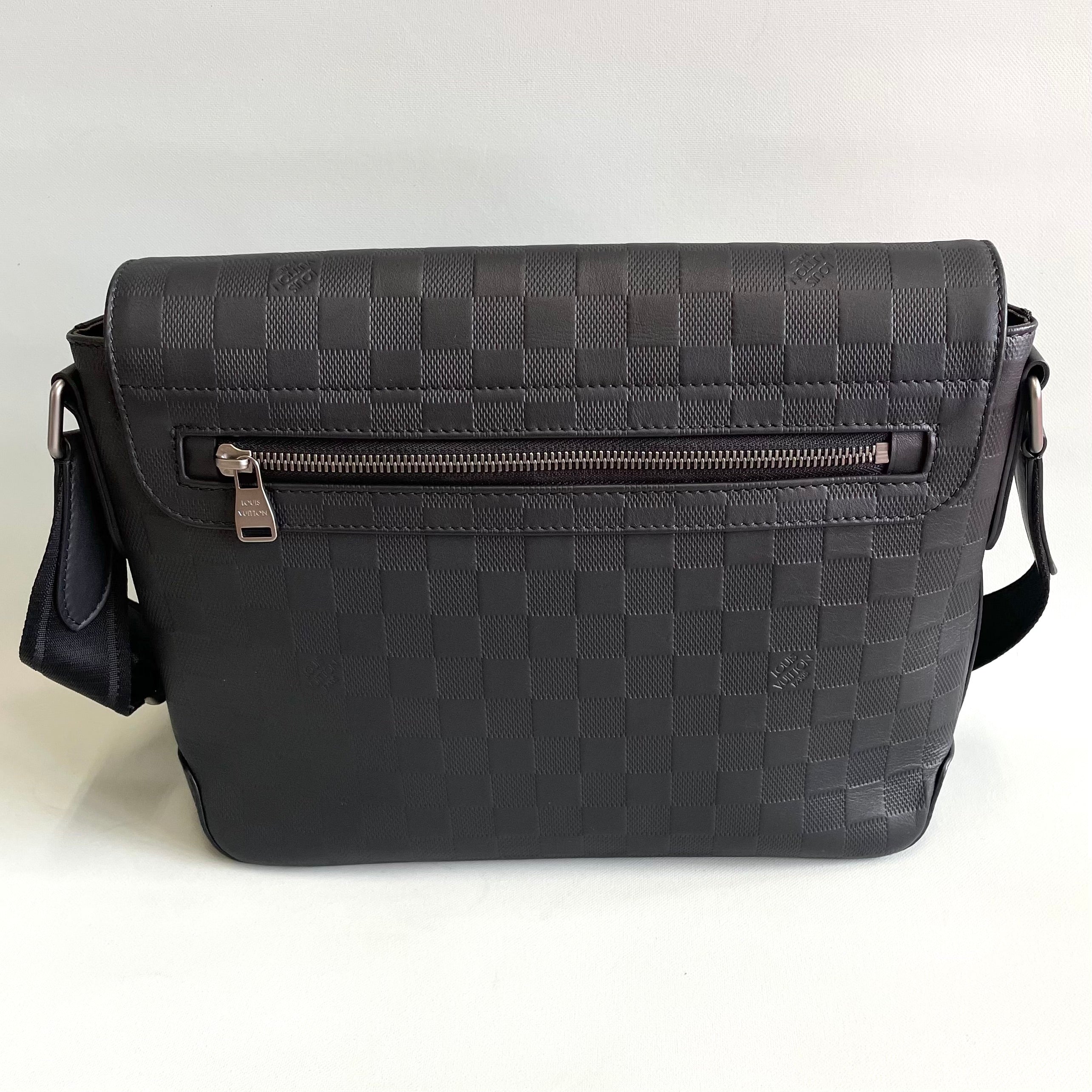 LOUIS  VUITTON_（ルイヴィトン）_ダミエ アンフィニ _ディストリクトPM_メンズショルダーバッグ_N41286_中古品