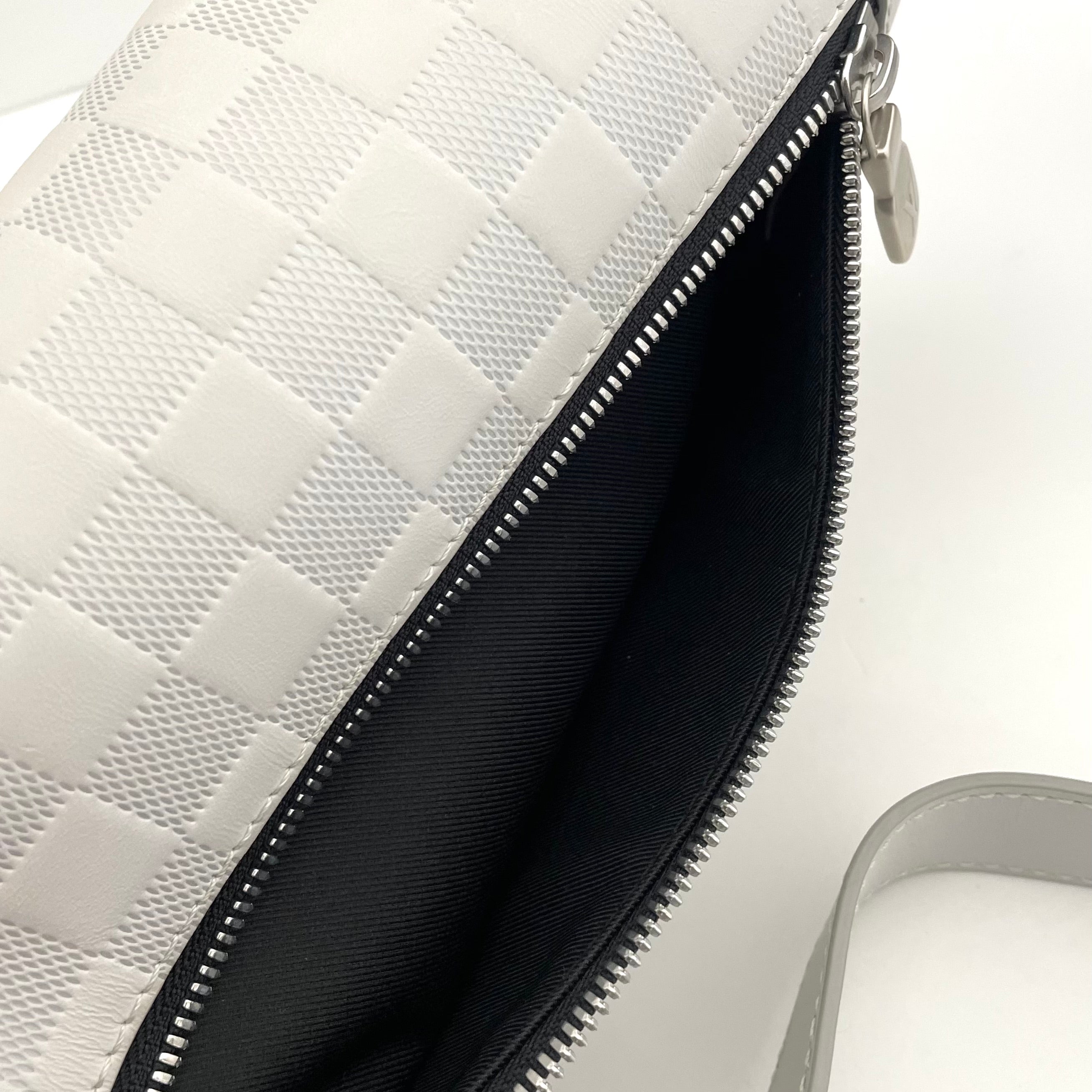 LOUIS  VUITTON_（ルイヴィトン）_ダミエ アンフィニ_キャンバス バムバッグ_N40326 _中古品