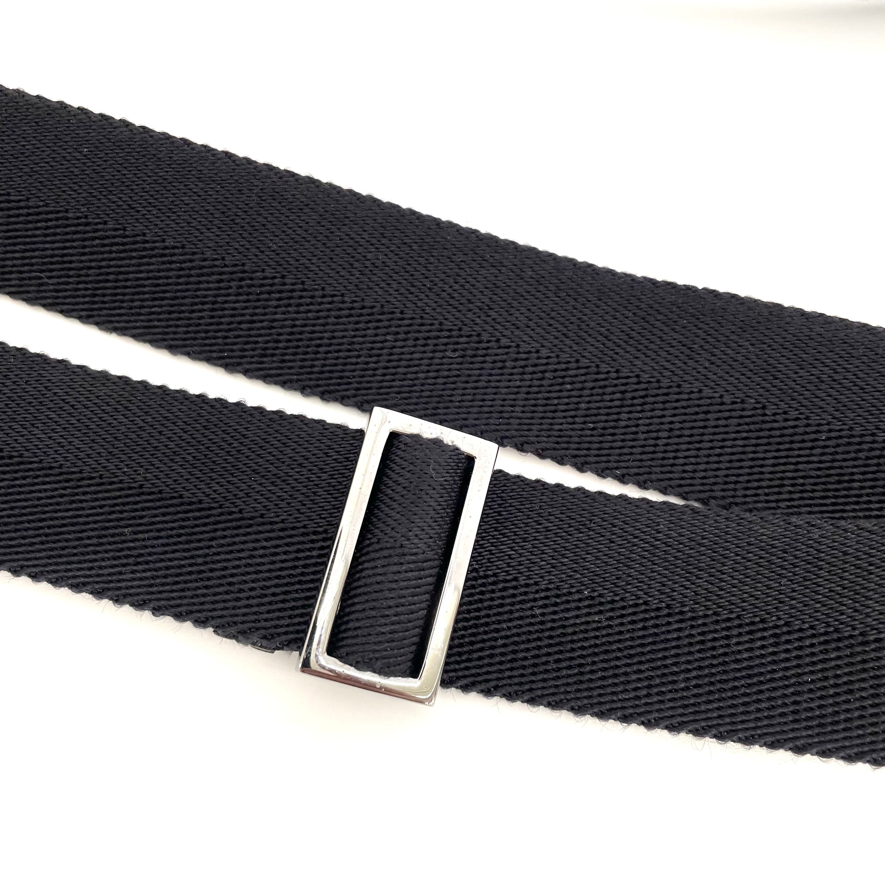 GUCCI_（グッチ)_GGキャンバス_ショルダーバック_114273ブラック_中古品