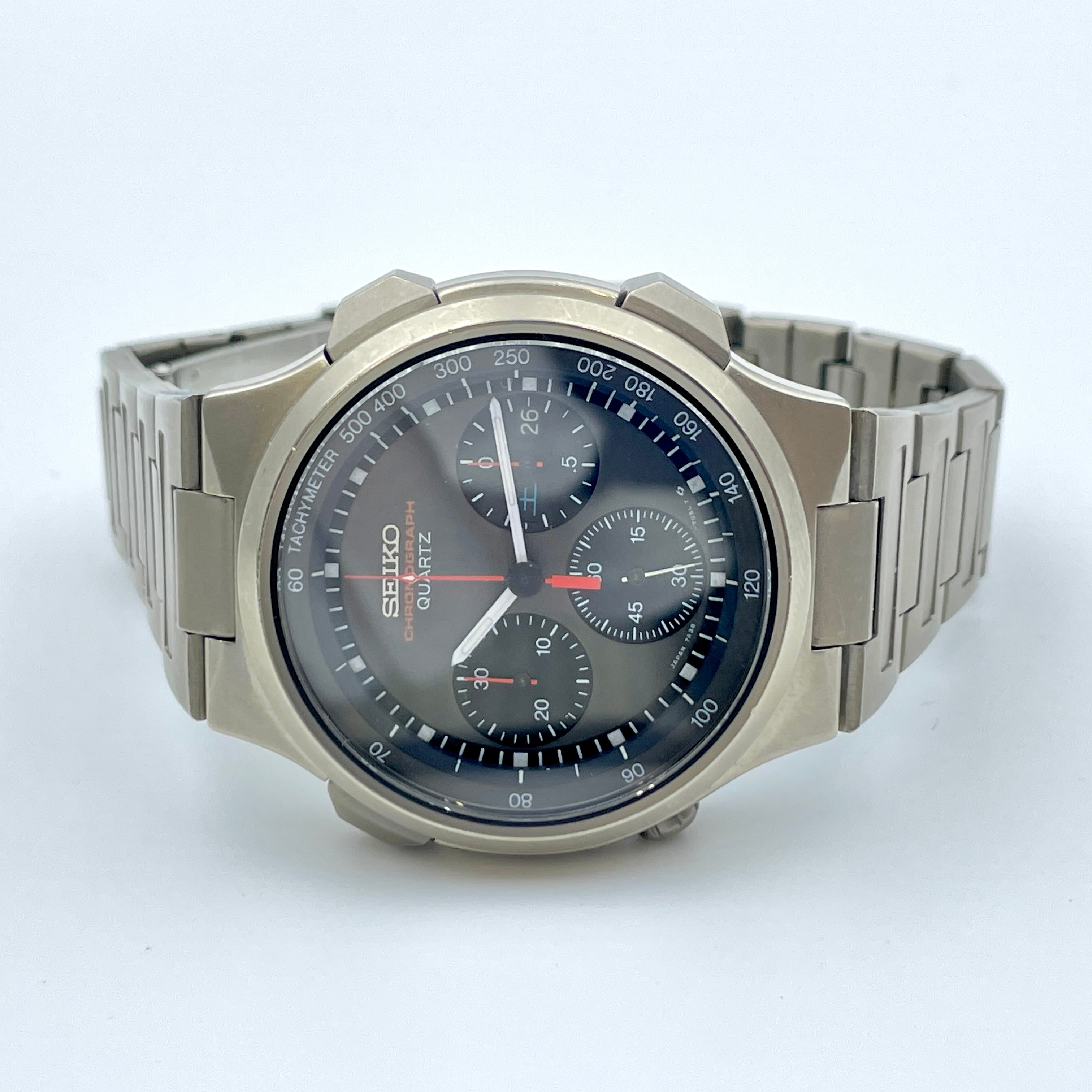 【送料無料】_SEIKO_（セイコー）_スピードマスター クロノグラフ_7A38-7030 チタン_QZ 腕時計_中古品