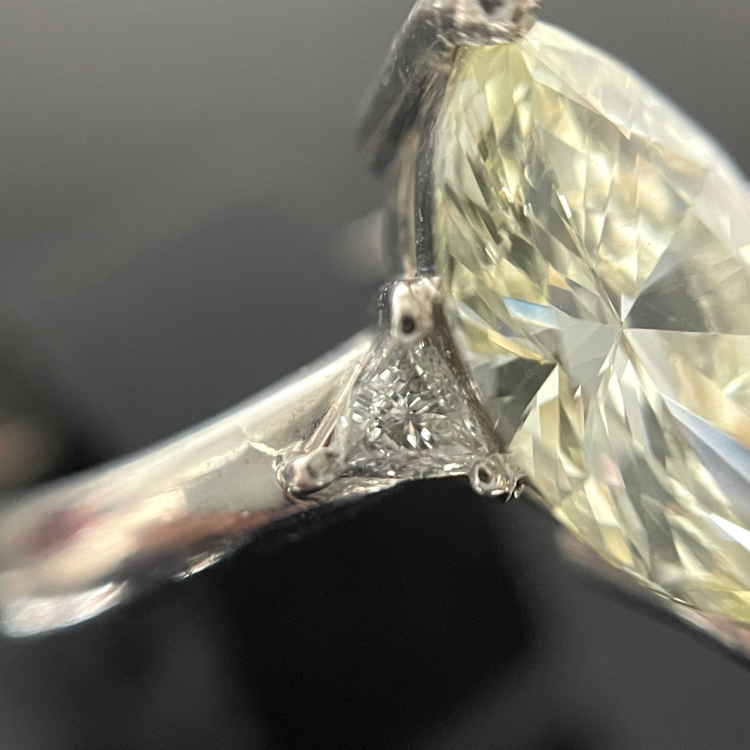 ノンブランド_Pt900 ダイヤモンドリング_D1.508ct(LY-SI1-MQ) FD0.14ct 7.1g_中央宝石研究所ソーティング_中古品