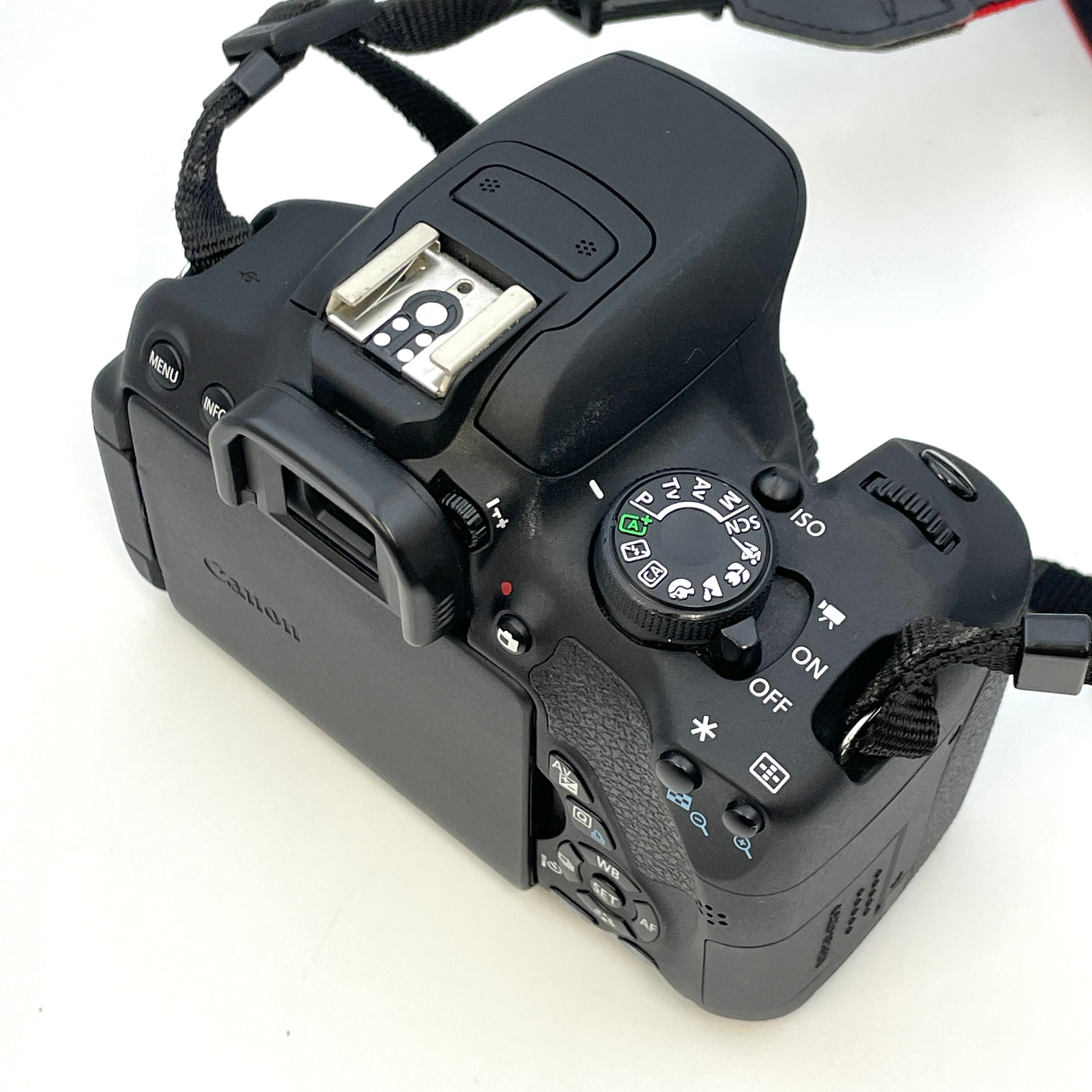 Canon_(キヤノン)_EOS Kiss X7i ダブルズームキット_レンズ交換式デジタルカメラ_中古品