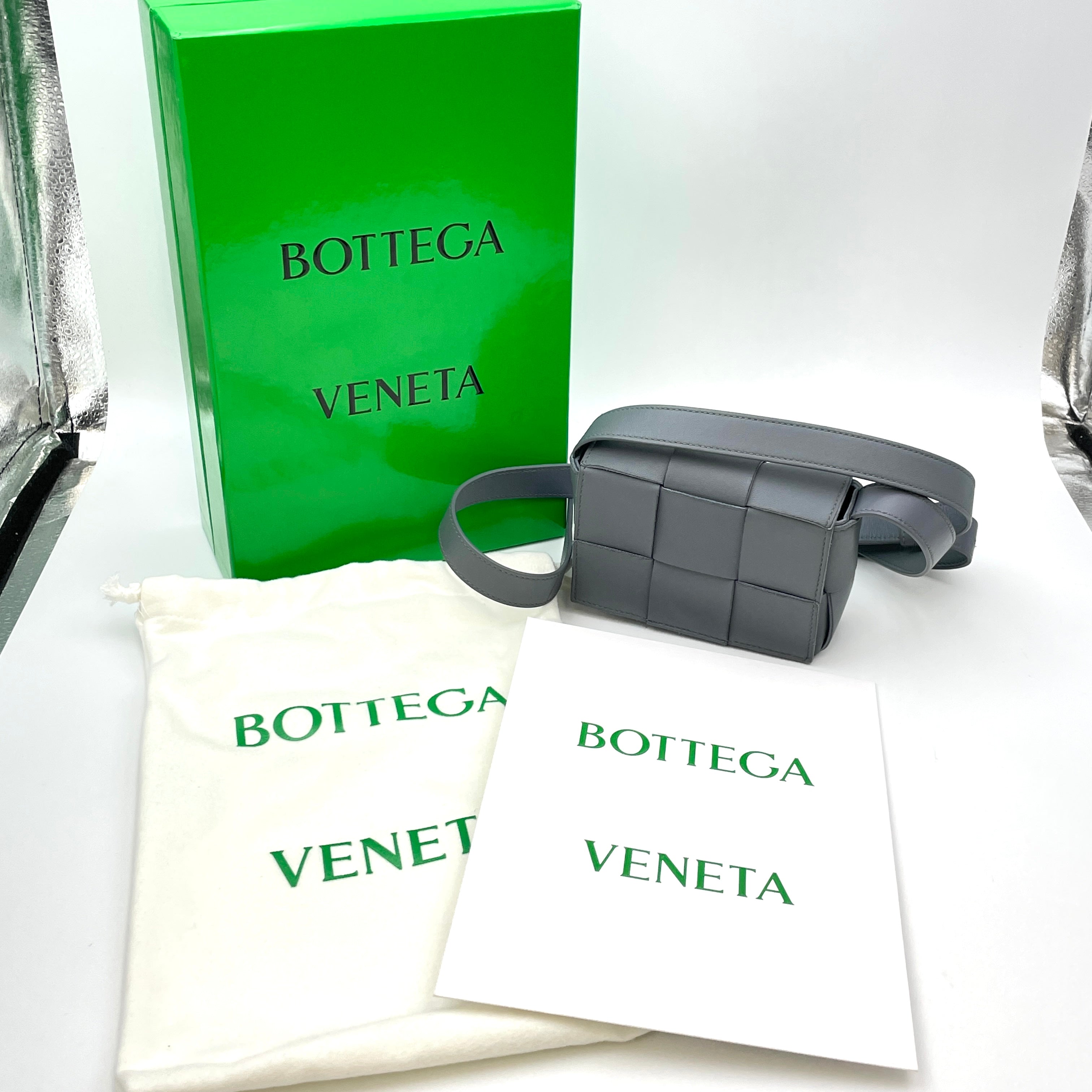 BOTTEGA VENETA_（ボッテガ ヴェネタ）_マキシイントレチャート_カセット キャンディ_ショルダーバッグ グレー_中古品