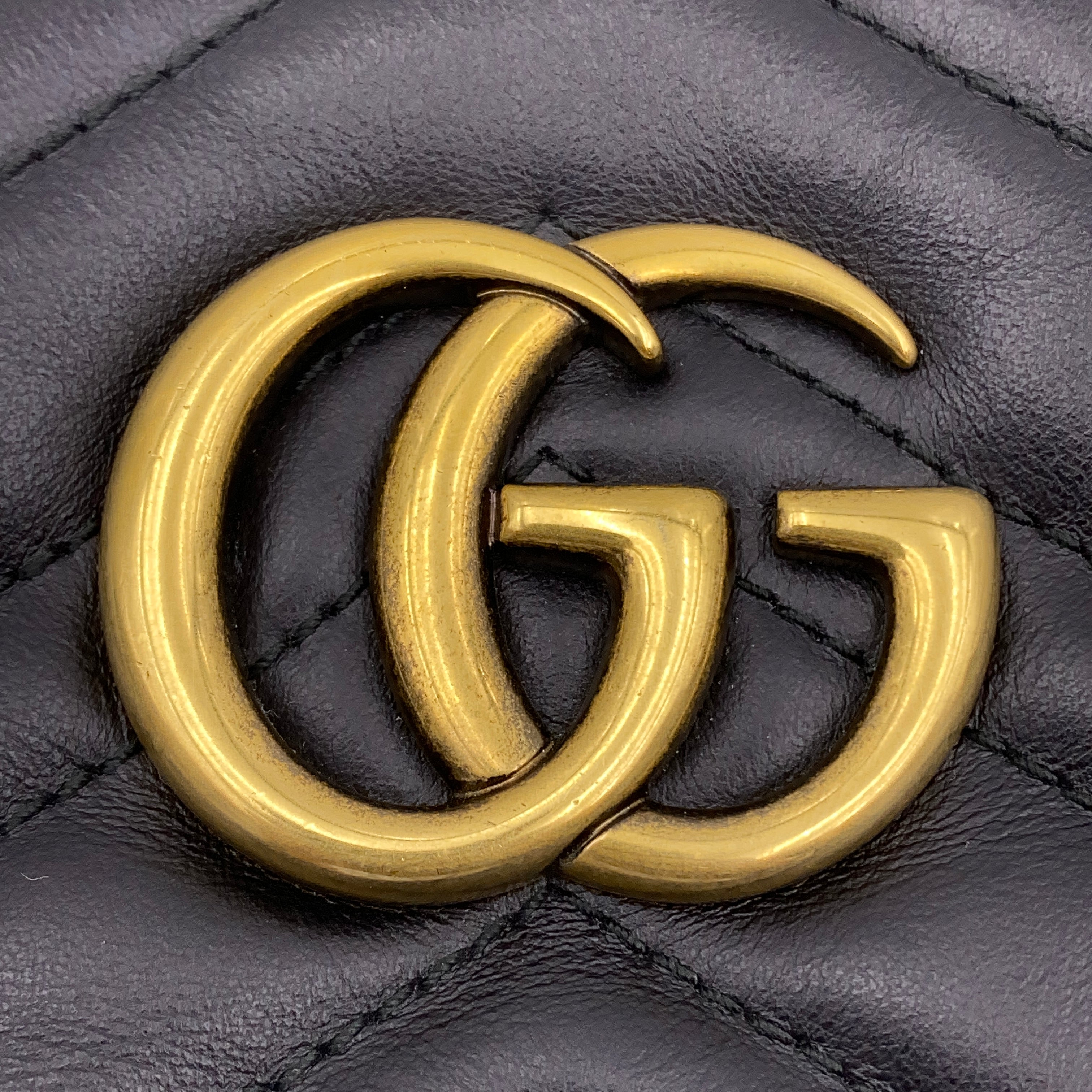 【送料無料】_ GUCCI_（グッチ）_GGマーモント キルティングレザー_ バックパック476671_中古品