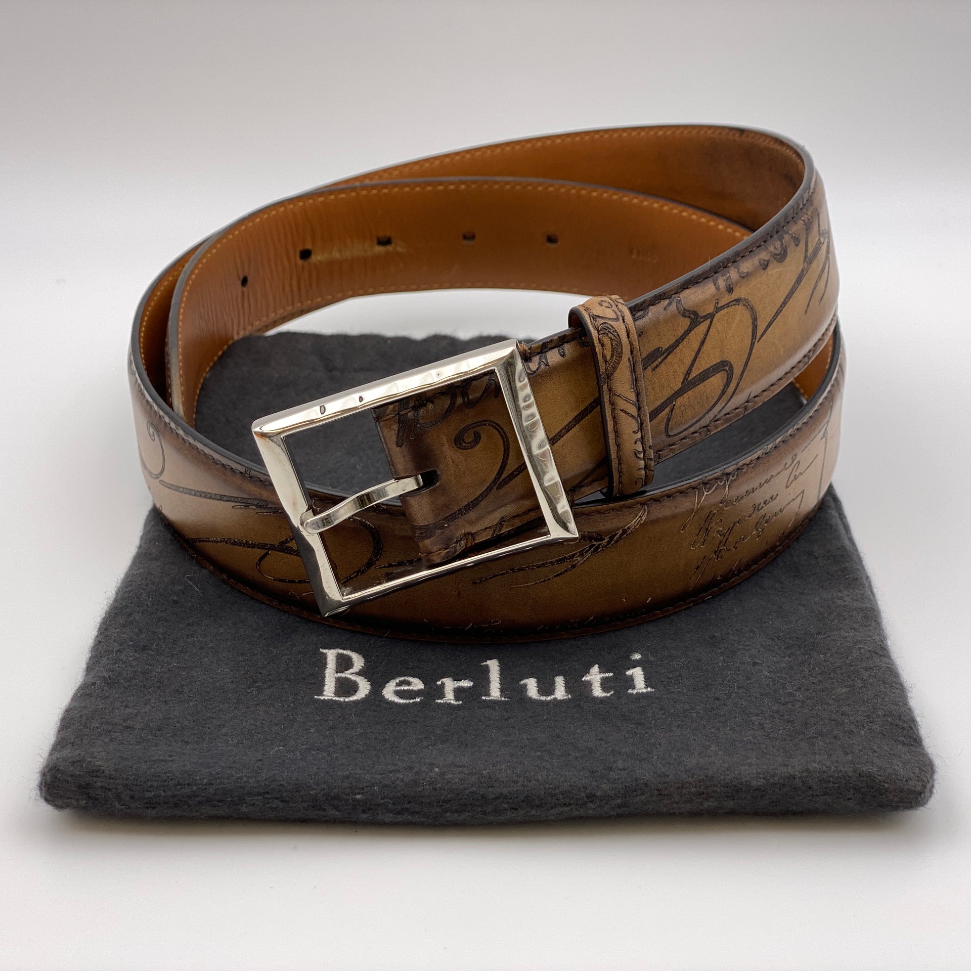 美品【Berluti/ベルルッティ】ベルト （ベルルッティ 美品 希少  