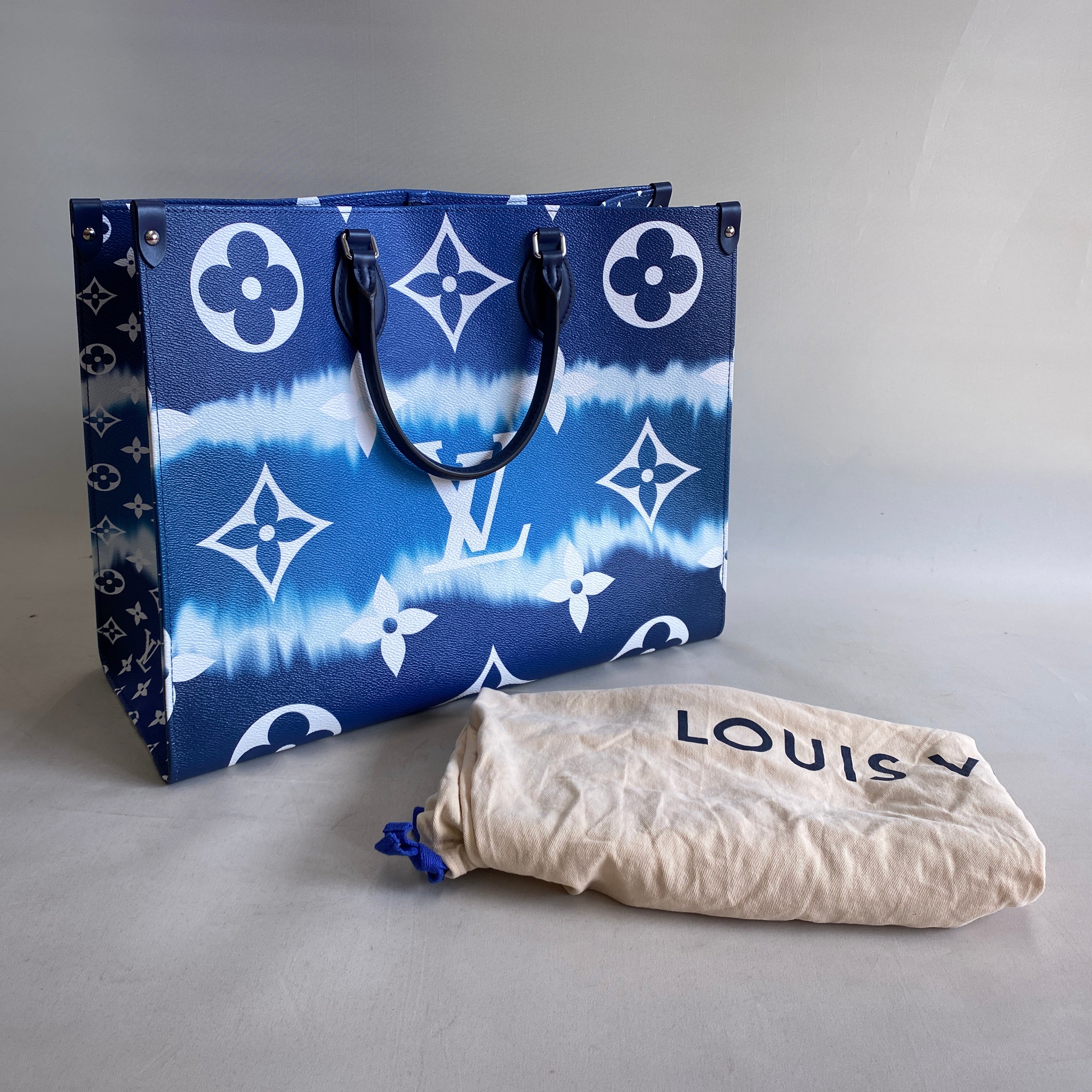 【送料無料】_ LOUIS  VUITTON_（ルイヴィトン）_LVエスカル オンザゴー GM _M45120 _中古品