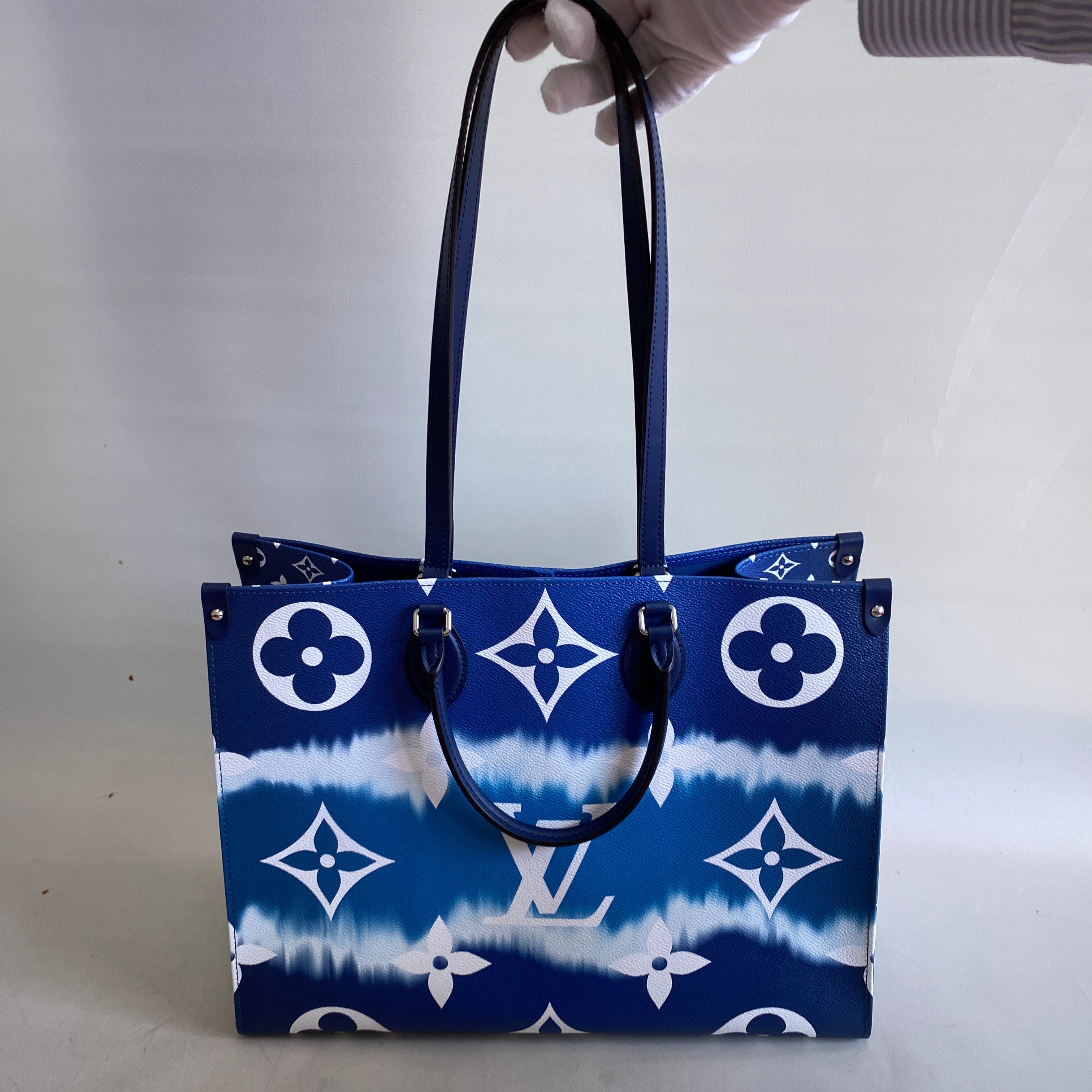 【送料無料】_ LOUIS VUITTON_（ルイヴィトン）_LVエスカル オンザゴー GM _M45120 _中古品