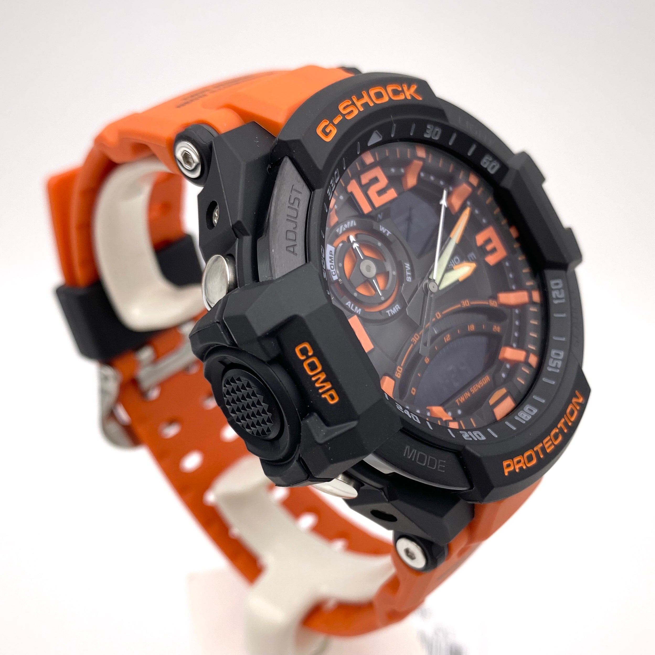 【送料無料】_ CASIO_（カシオ）_G-SHOCK 海外モデル_　GA−1000−4ADR_ 未使用品