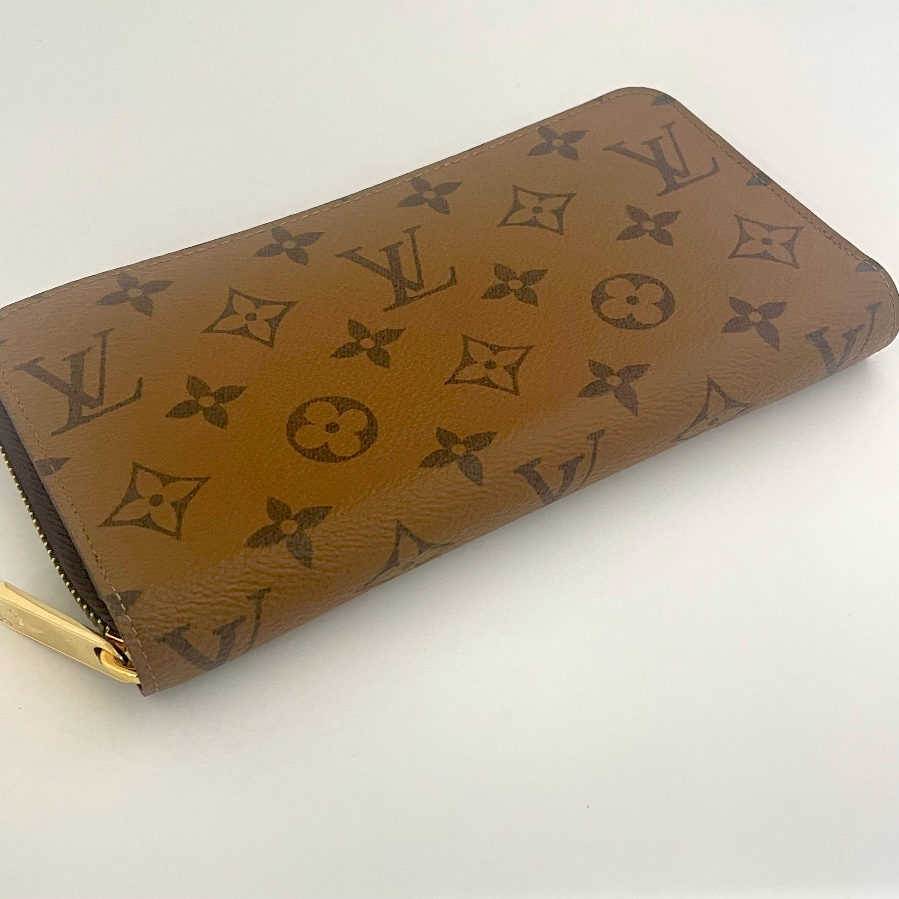 【送料無料】_ LOUIS  VUITTON_（ルイヴィトン）_ジッピー･ウォレット_モノグラム・リバース_M82444 _中古品