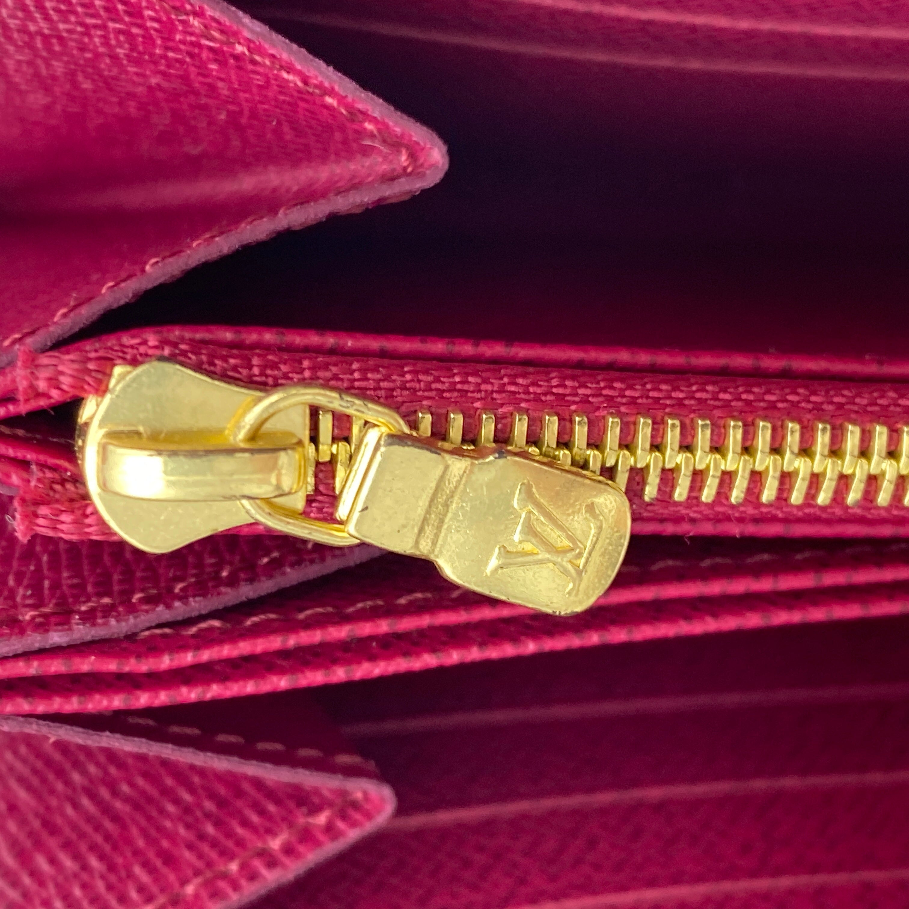 【送料無料】_ LOUIS  VUITTON_（ルイヴィトン）_ジッピー･ウォレット_ フューシャM41895_ 未使用品