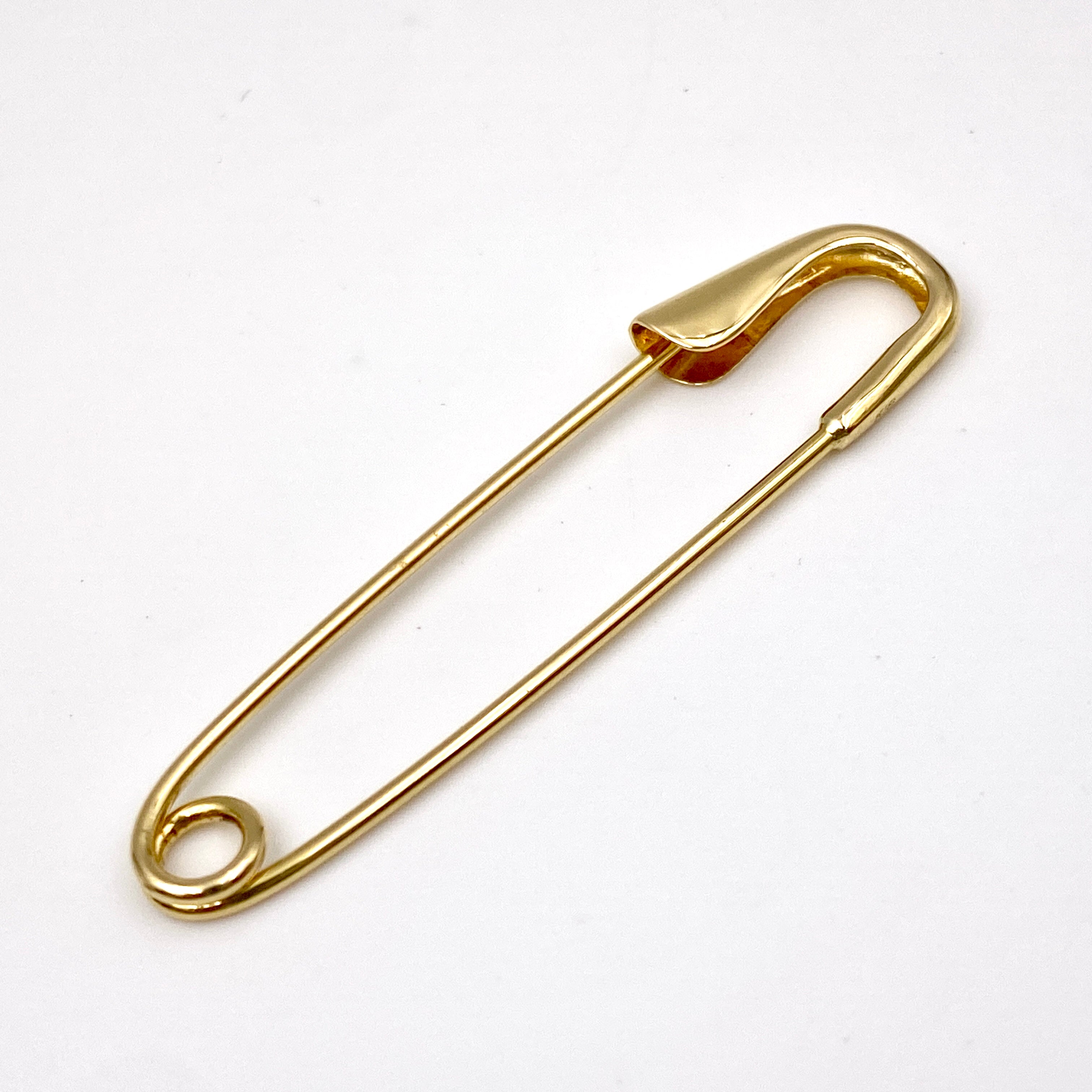 【送料無料】_ ノンブランド _K18（18金製）_安全ピン 2.7g_ 中古品