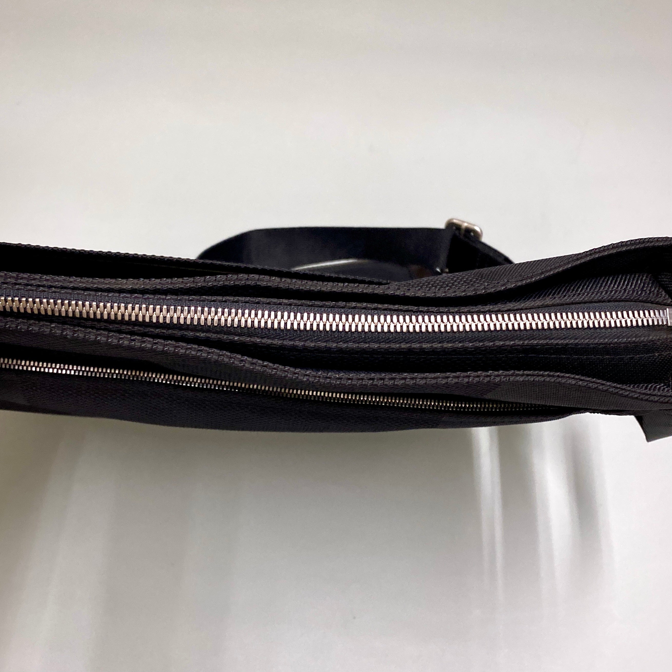 【送料無料】_ LOUIS VUITTON_（ルイヴィトン）_ダミエジュアン_ コンパニヨン_ メンズショルダーバッグ_ M93047_ 中古品