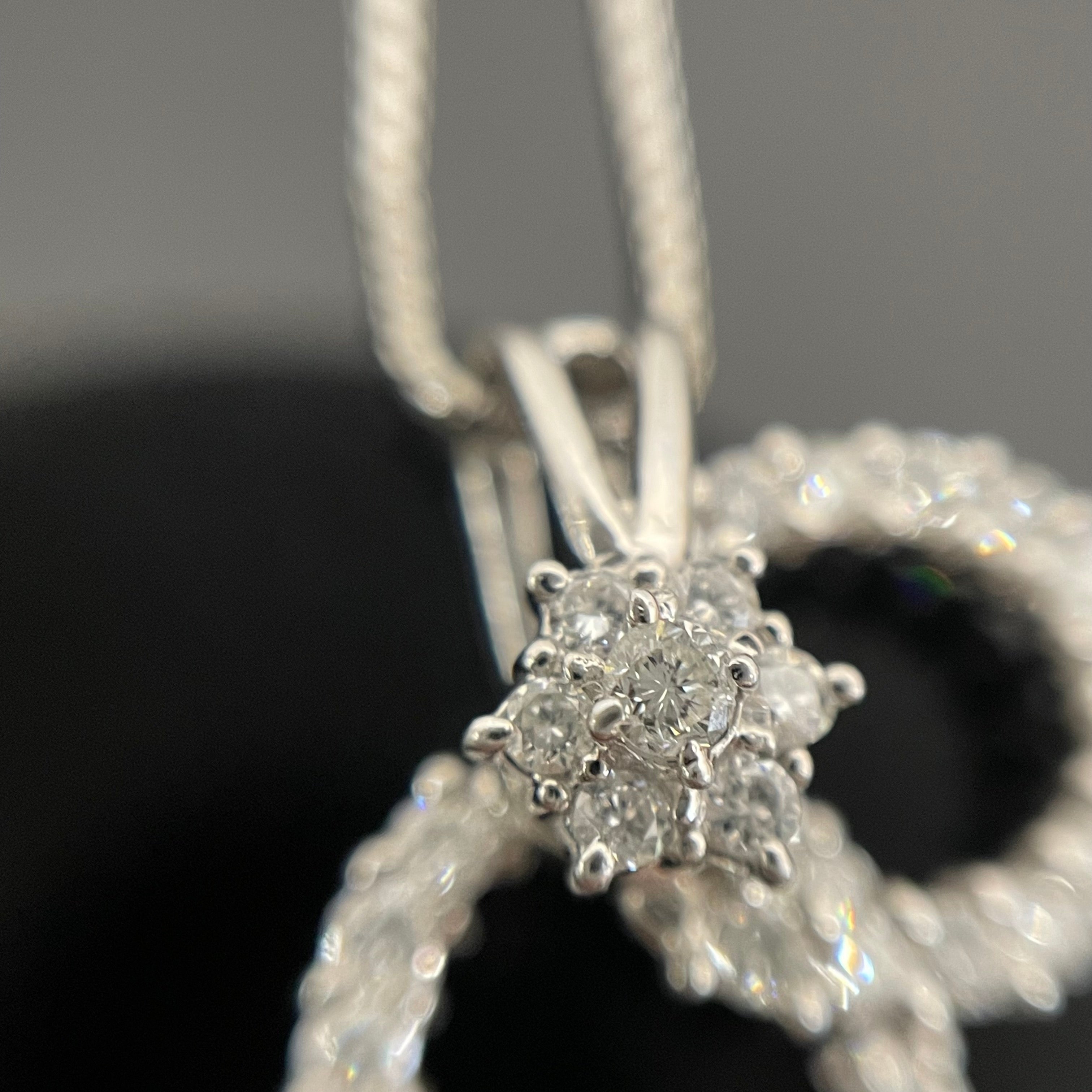 【送料無料】_  ノンブランド_ Pt900/850ネックレス_ ダイヤモンド1.0ct_スイングペンダント _中古品