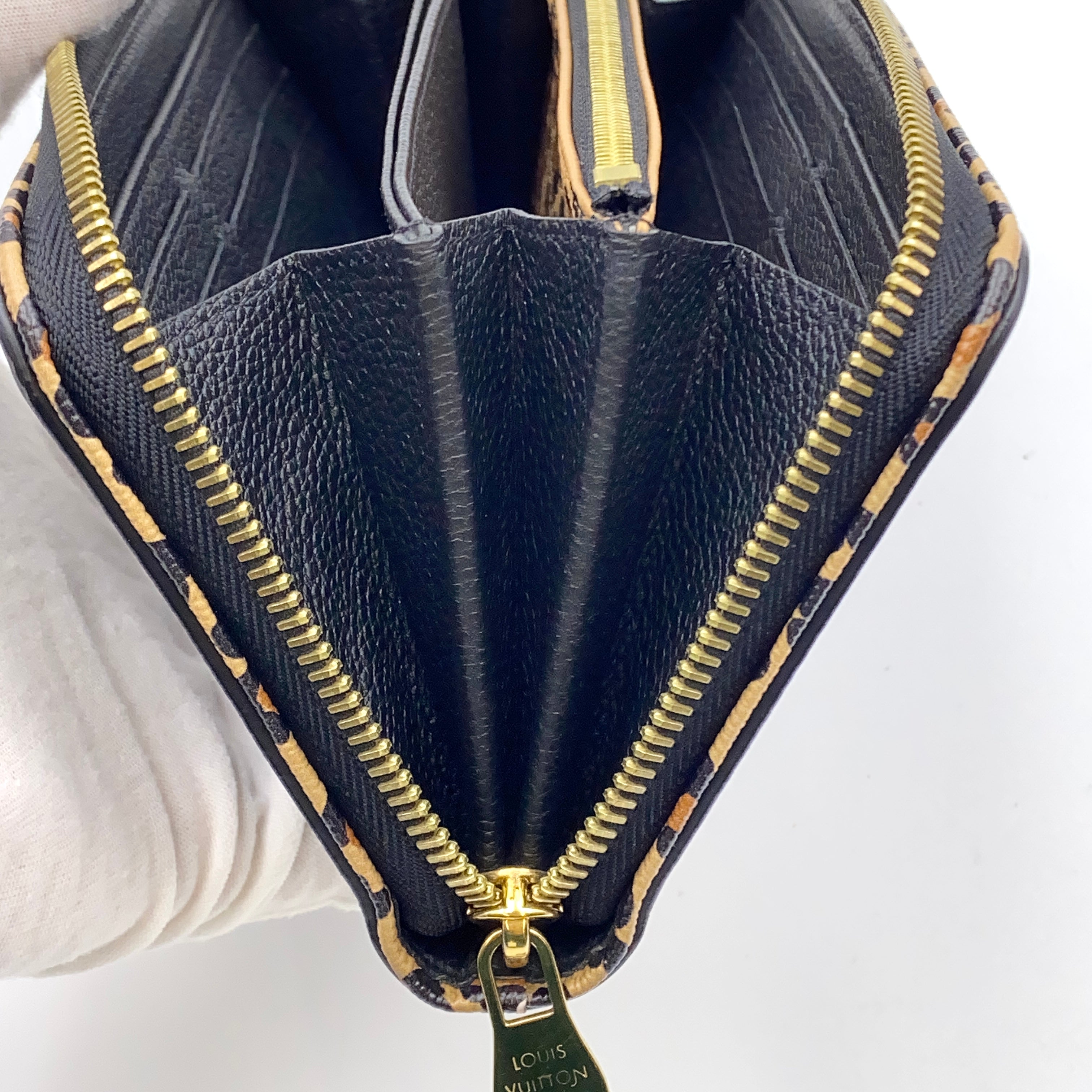 LOUIS VUITTON_（ルイヴィトン）_モノグラムアンプラント_ ジッピーウォレット_ ワイルド・アット・ハート _M80680_中古品