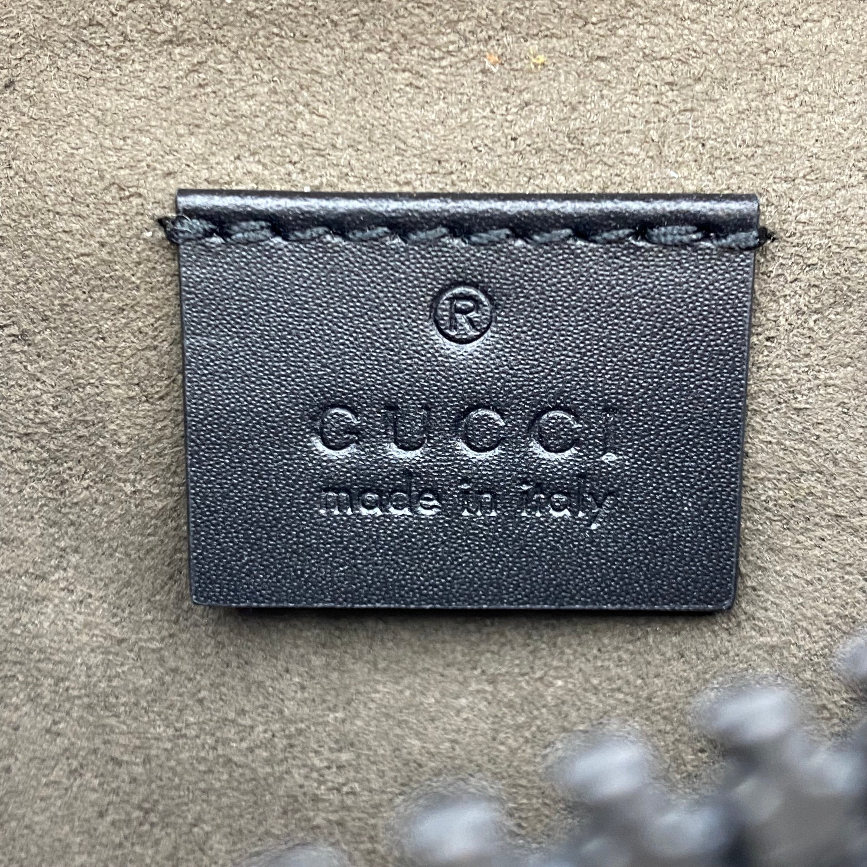 【送料無料】_ GUCCI_（グッチ）_GGスプリーム ウエストポーチ_ ベージュ×ブラック_ 450946 _中古品