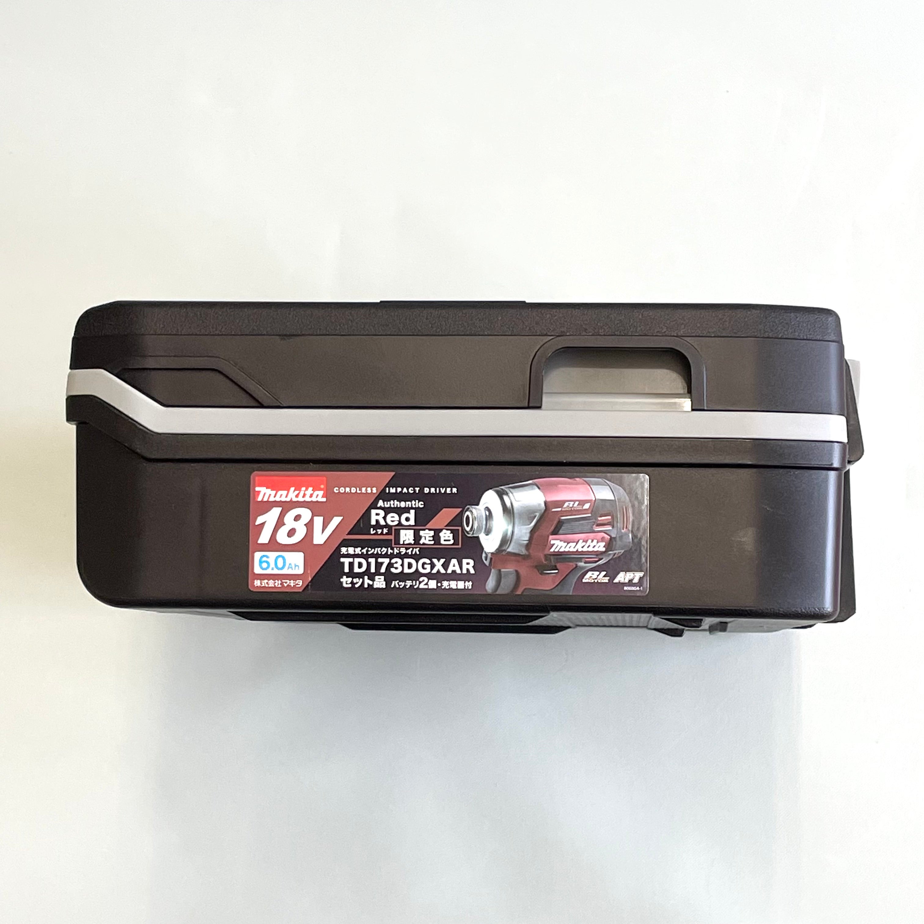 【送料無料】_makita_（マキタ）_充電式インパクトドライバ _限定色TD173DGXAR（レッド）_  18V 6.0Ah (バッテリBL1860B×2本）_充電器DC18RF・ケース付_未使用品