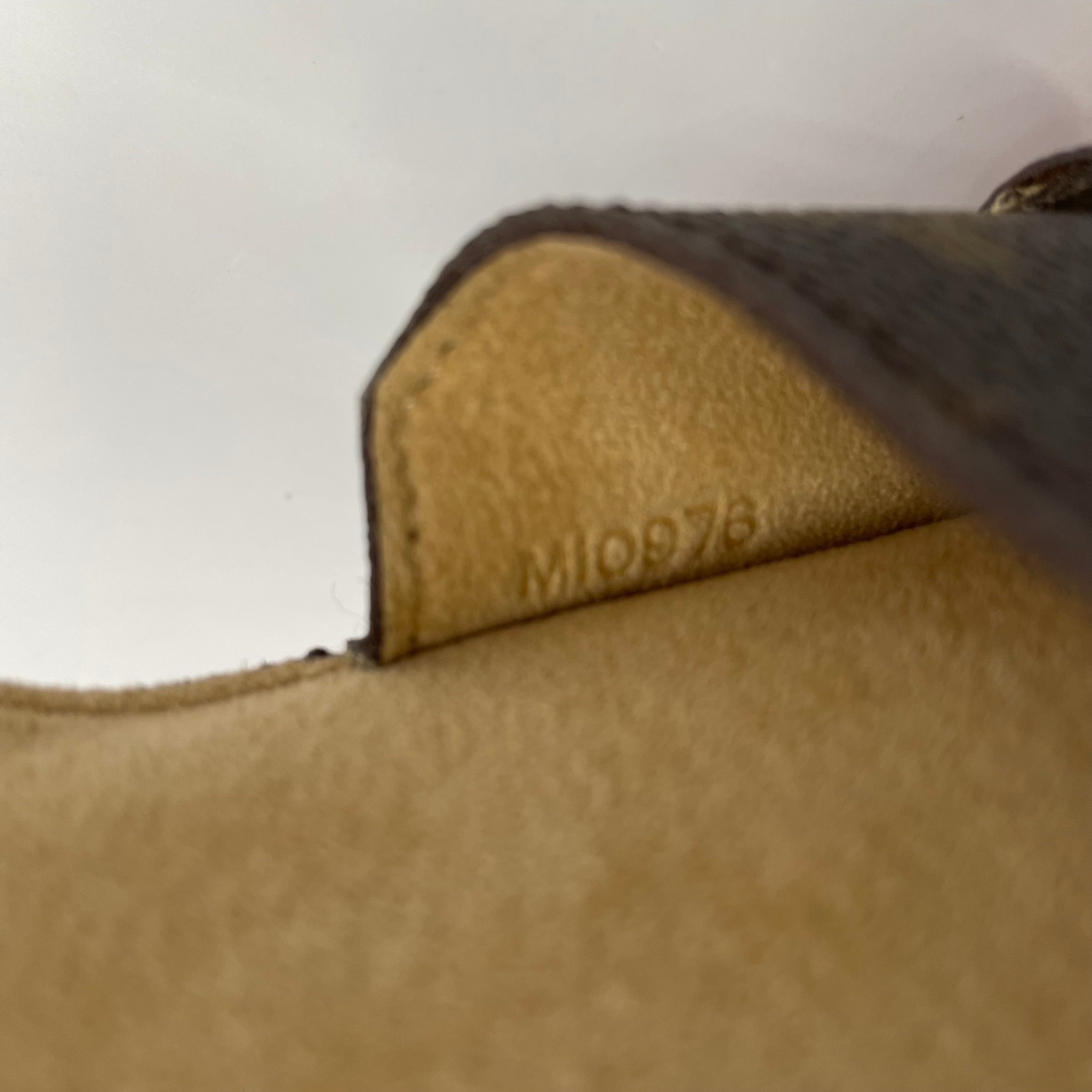 【送料無料】_ LOUIS VUITTON_（ ルイヴィトン）_メガネケース　_エテュイリュネット・ラバ_M62970 _中古品