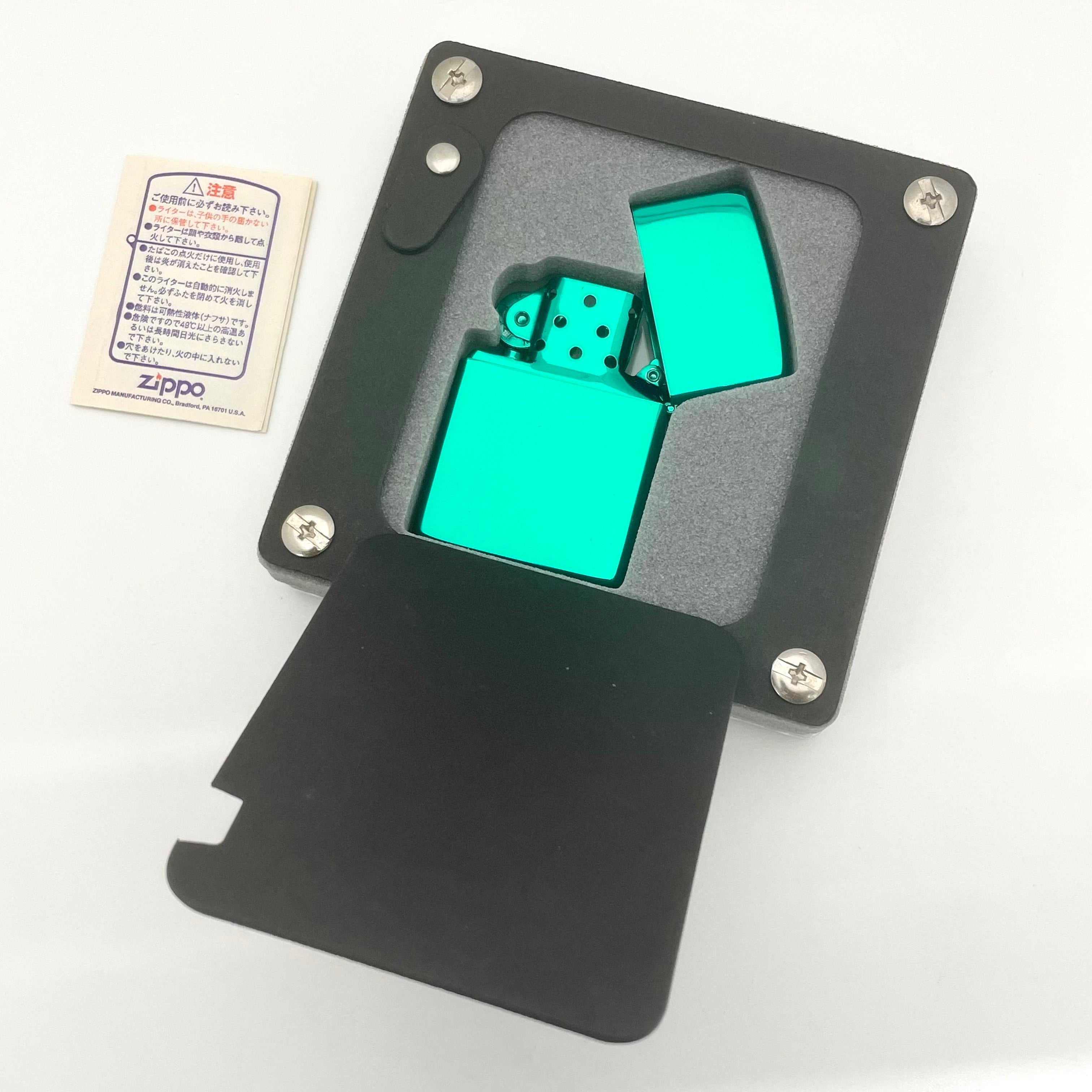 【送料無料】_ Zippo_（ジッポ）_オイルライター_グリーン インナー 1999年限定品_ LIMITED EDITION_ 未使用品