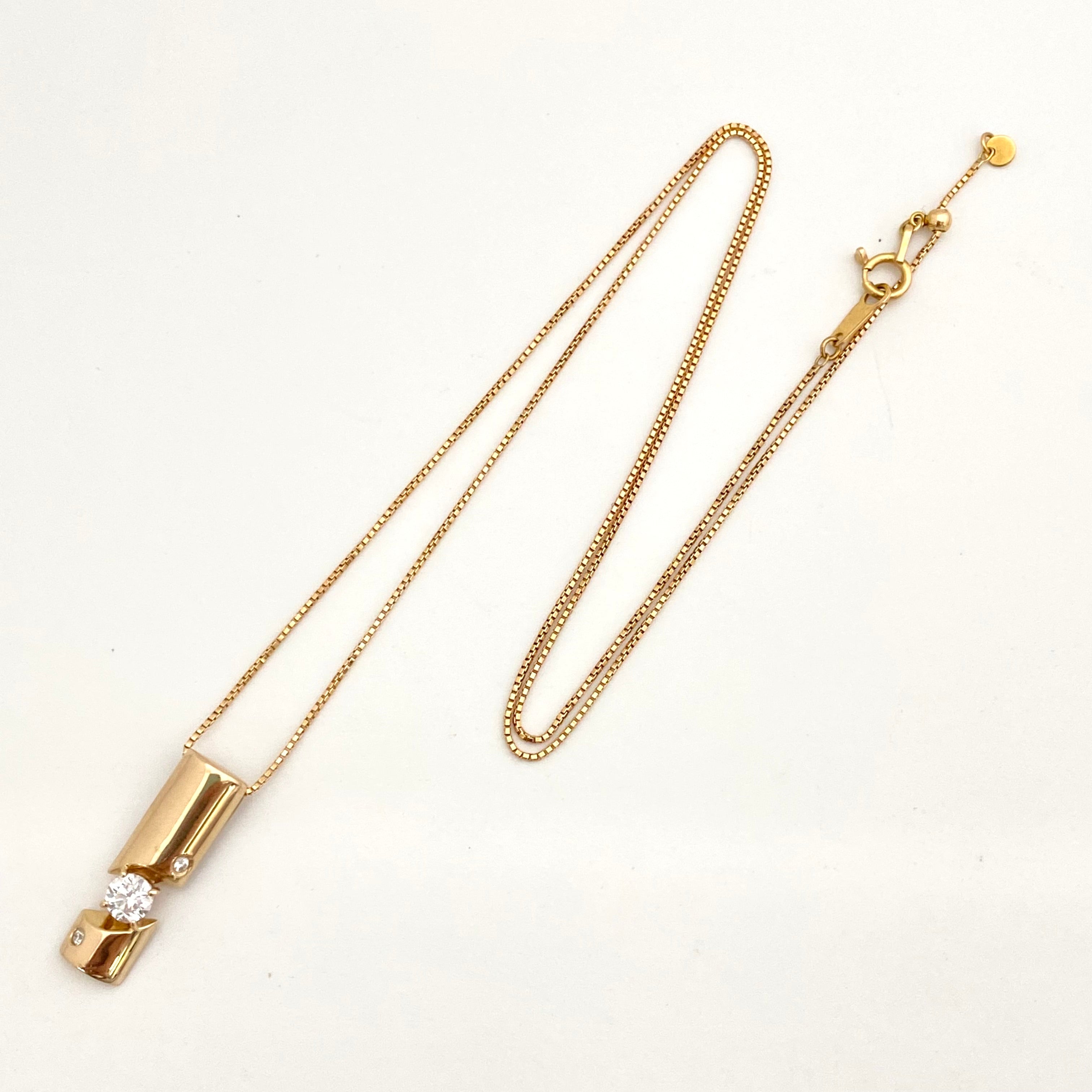 【送料無料】_ ノンブランド _K18ダイヤモンドネックレス_D0.303ct/FD0.02ct_ 45cm/3.9g_ 中古品